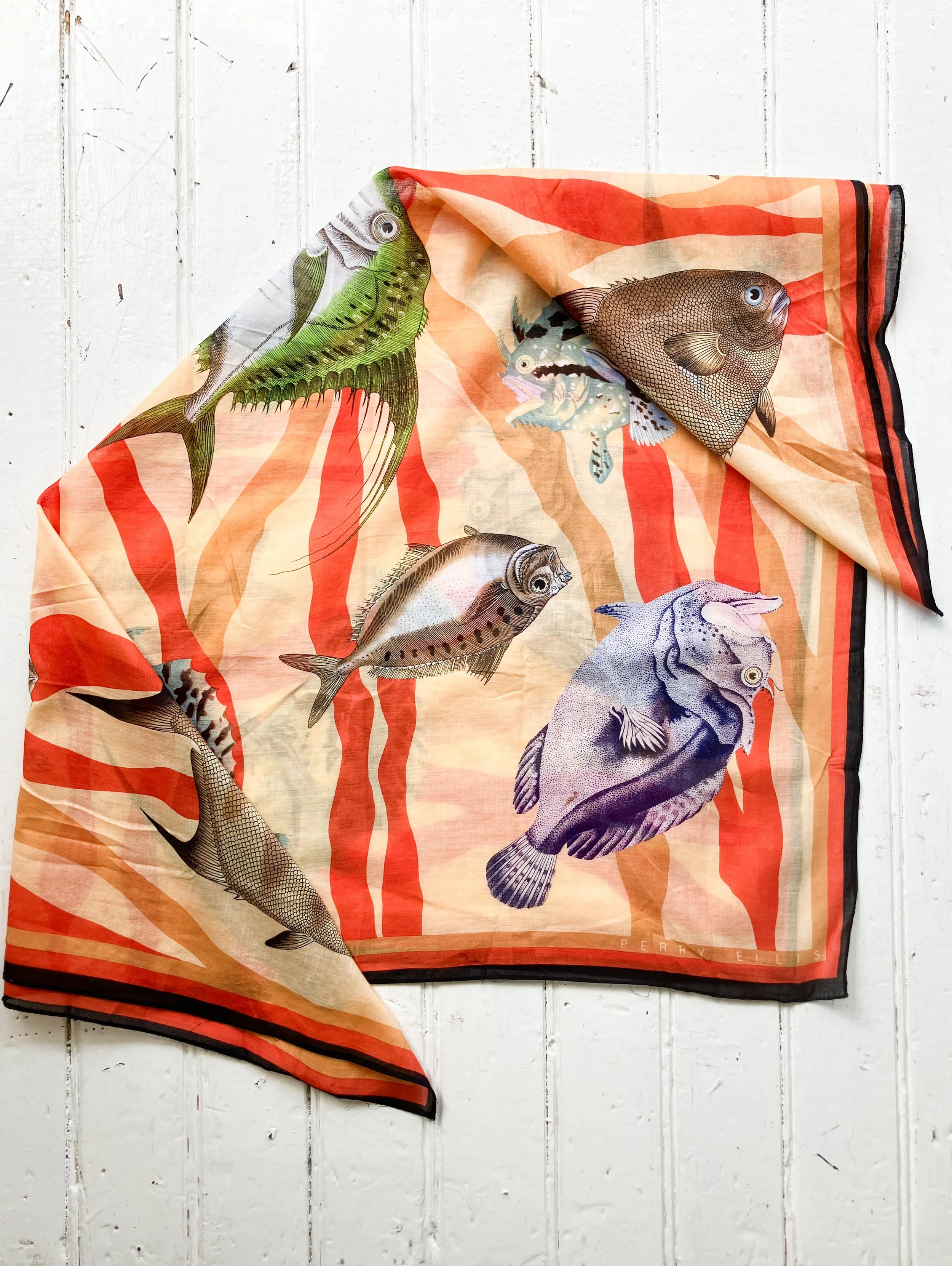 perry ellis scarf (2 of 8).jpg