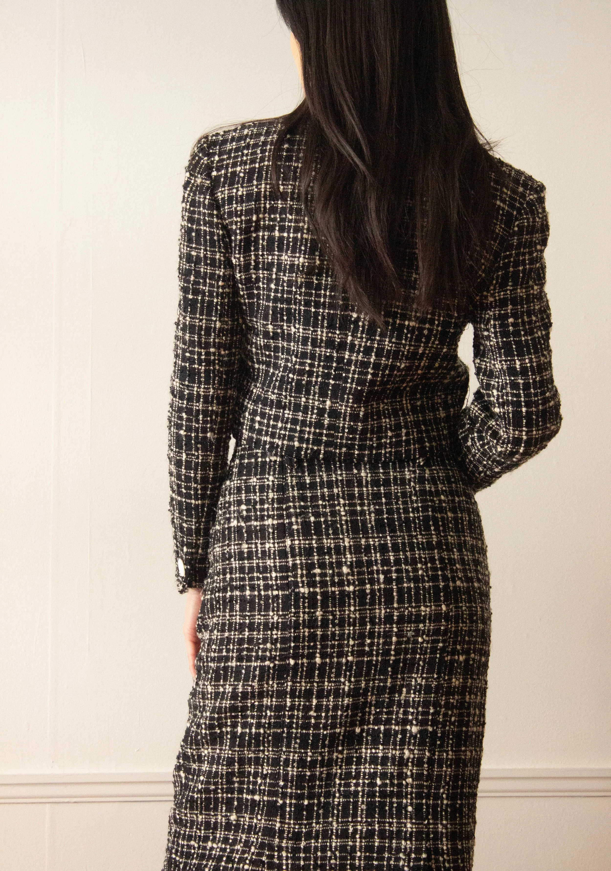 boucle suit (6 of 8).jpg