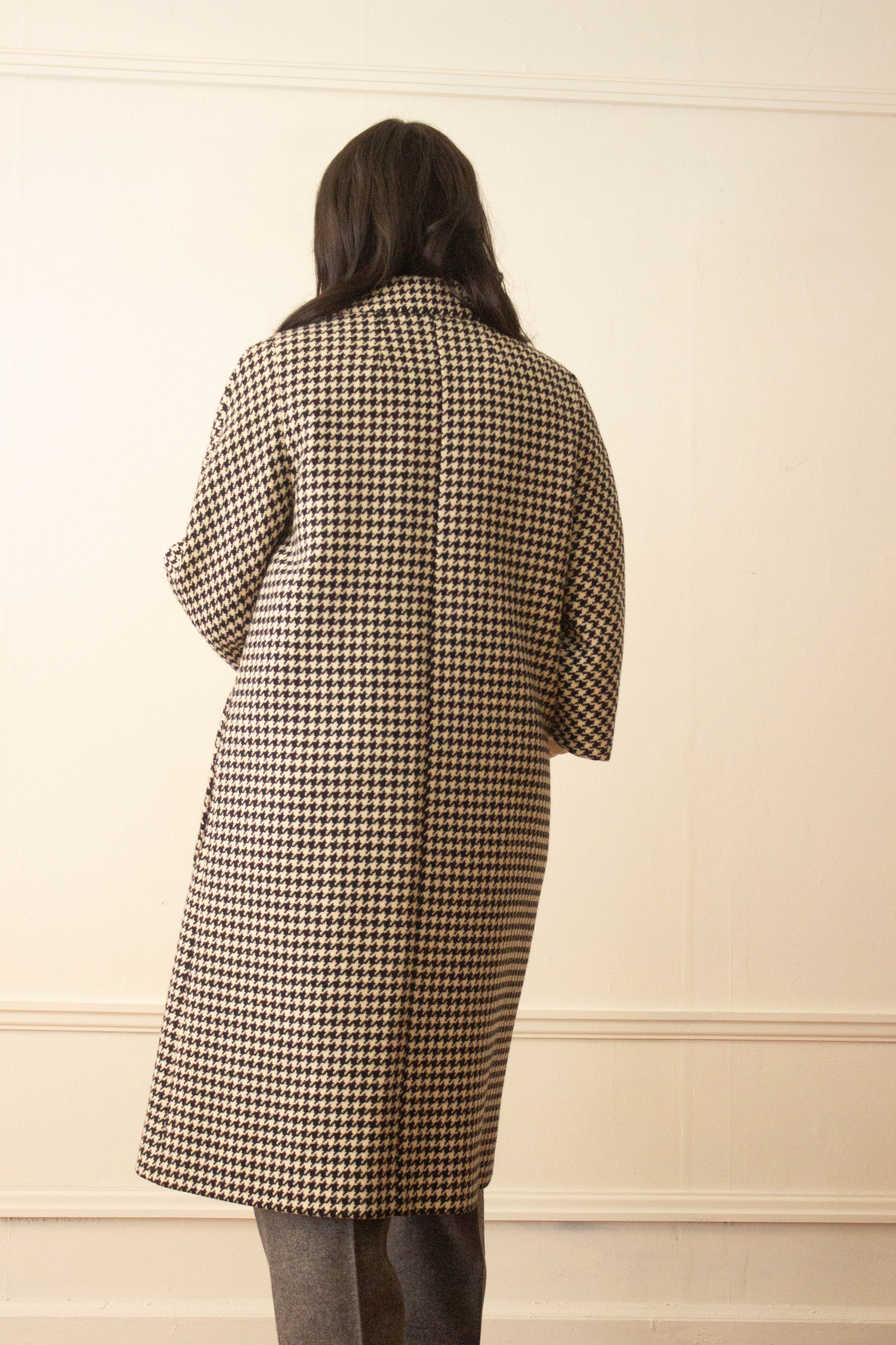 gray and houndstooth (7 of 11).jpg