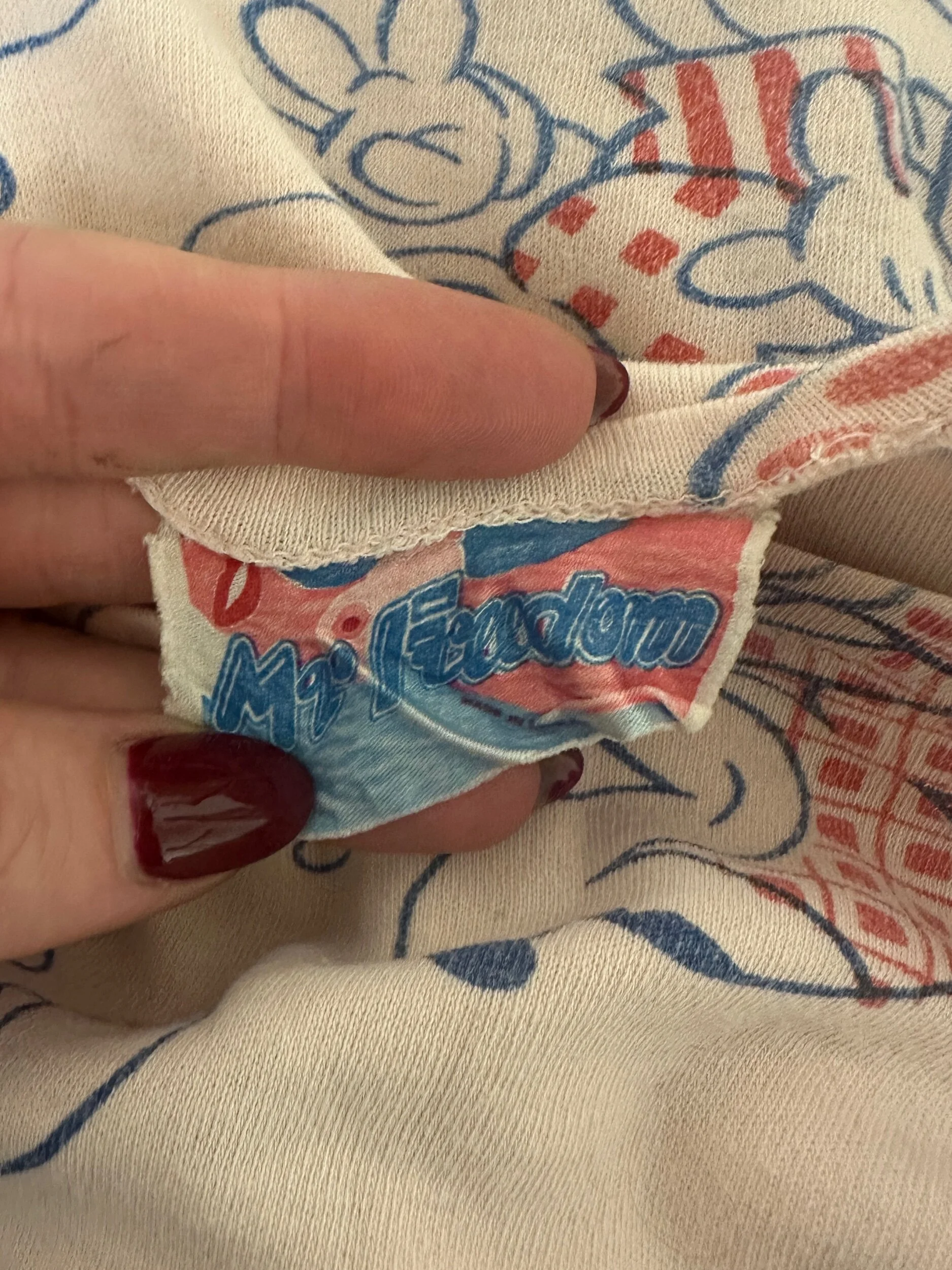 6C3D812C-1B0B-4D77-A1F9-50C5AADA9DDF