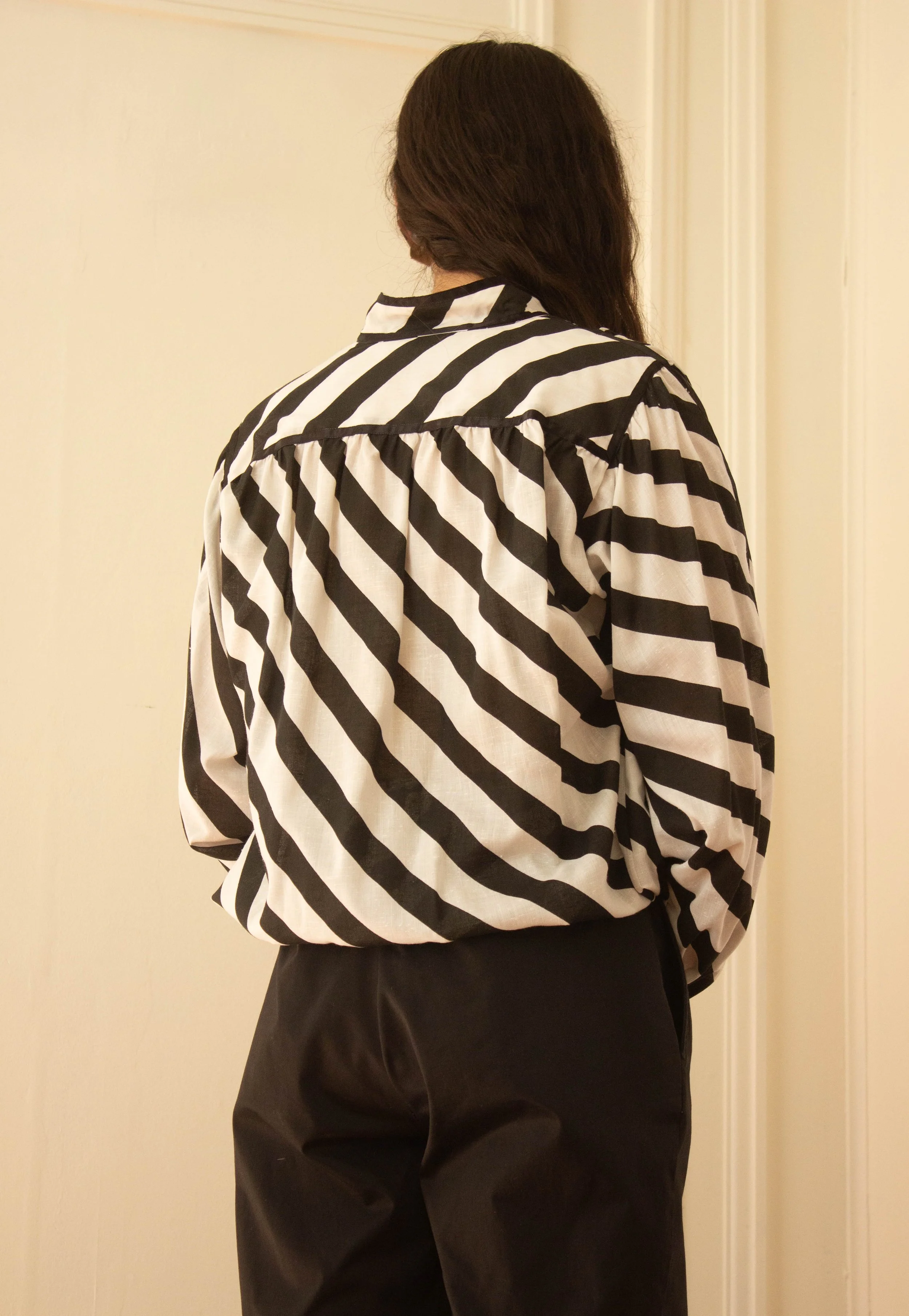 bw blouse (4 of 4).jpg