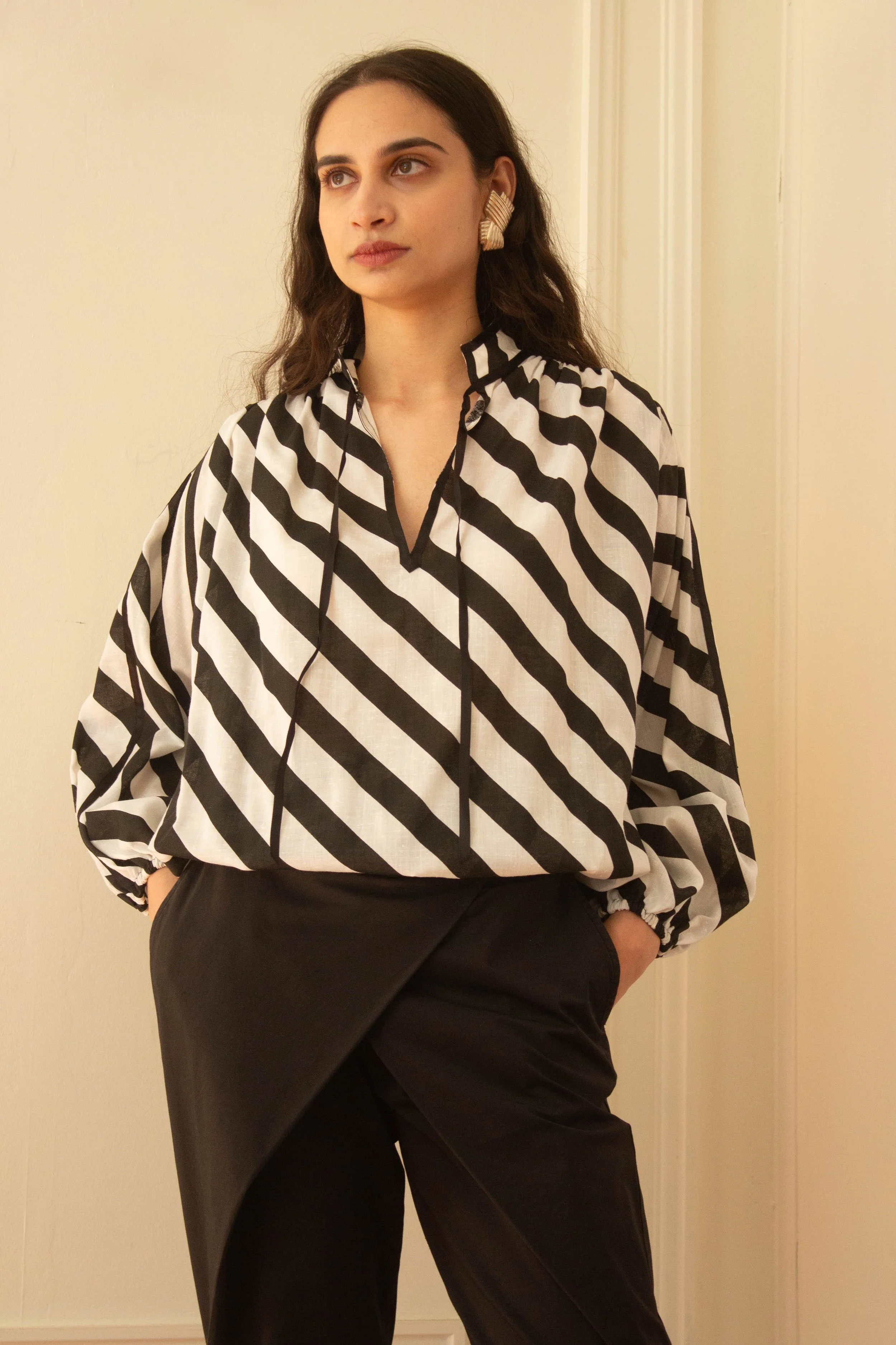 bw blouse (3 of 4).jpg
