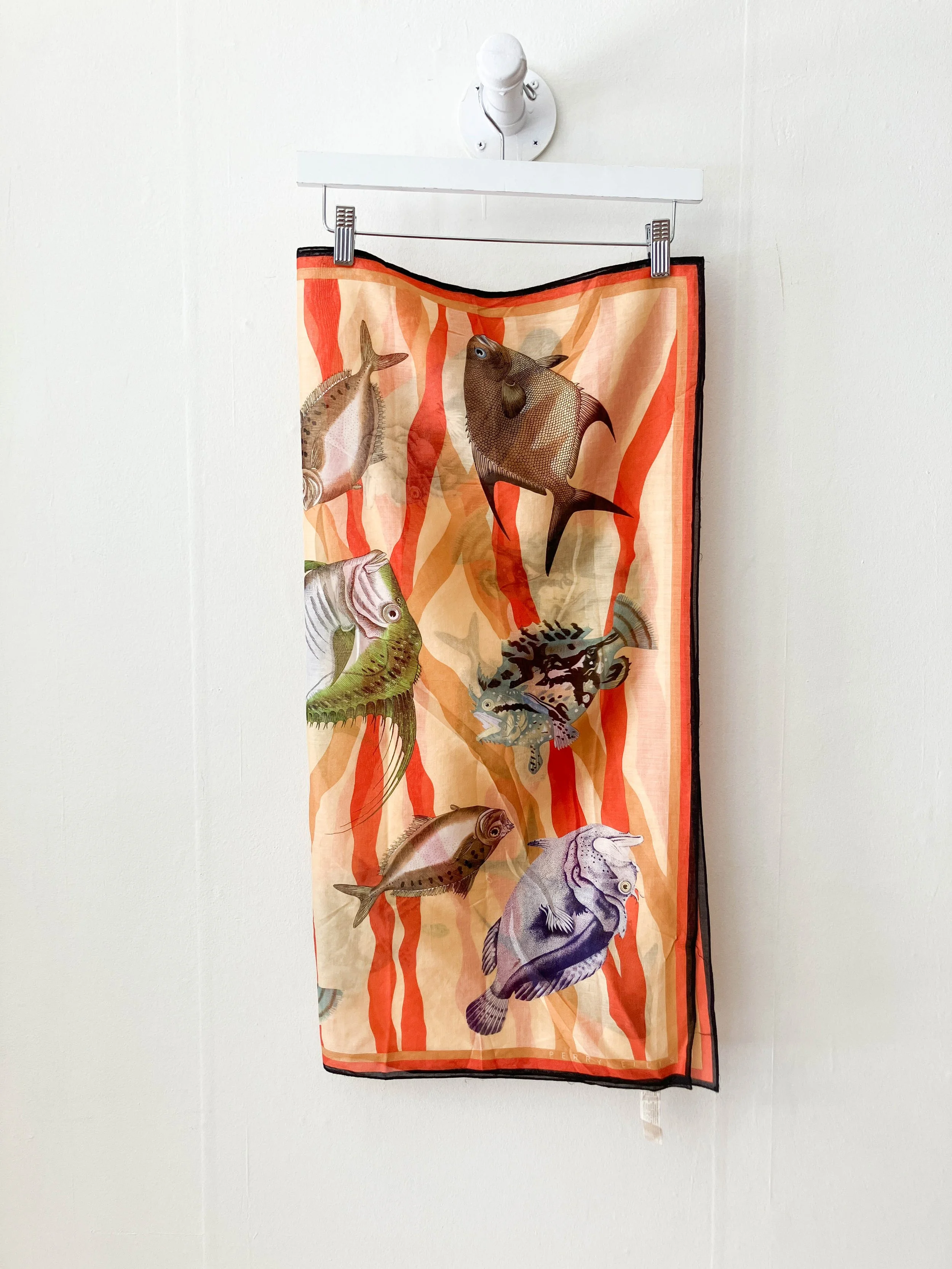 perry ellis scarf (8 of 8).jpg