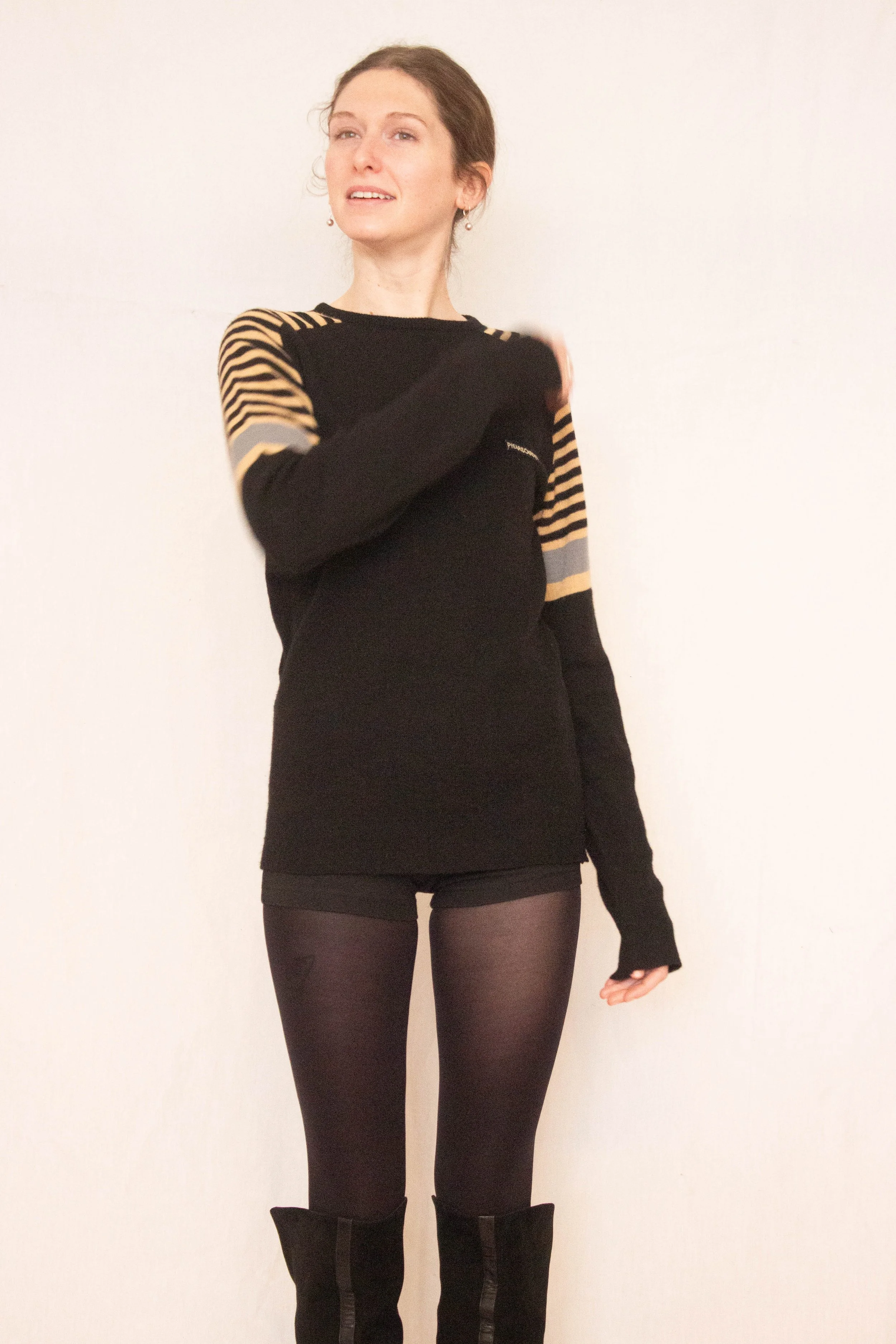 pierre cardin sweater (2 of 6).jpg