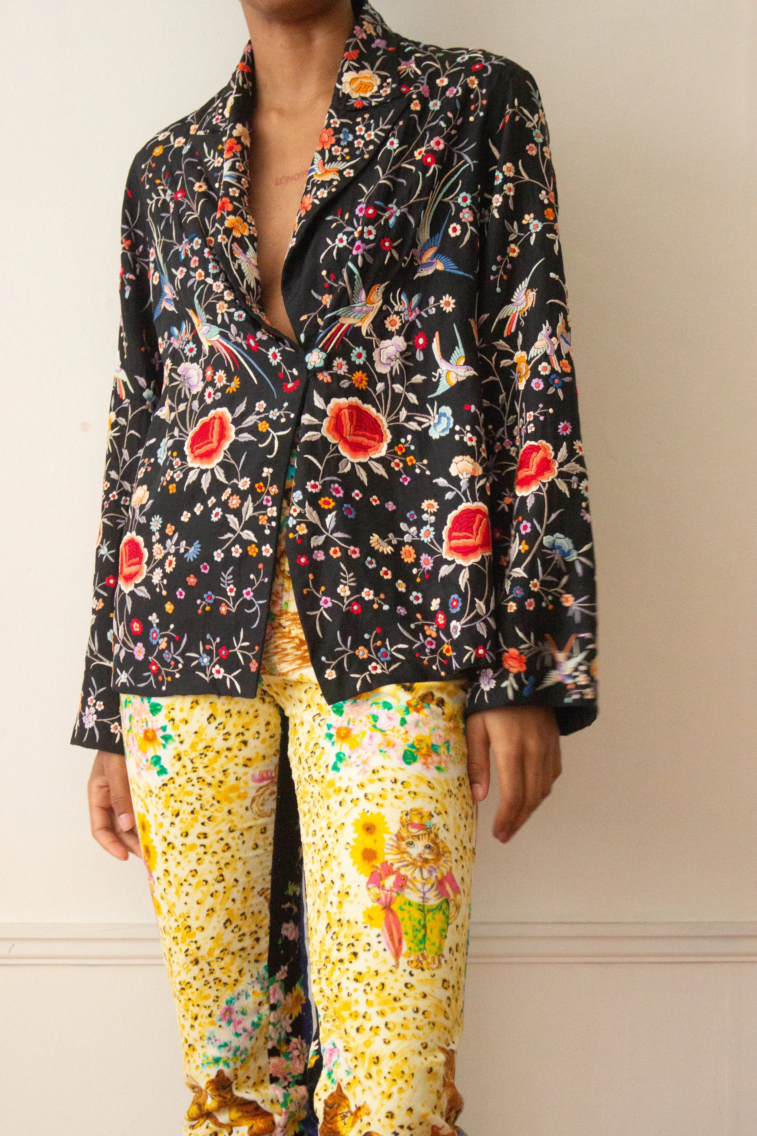 versace and 1920s silk jacket (6 of 9).jpg