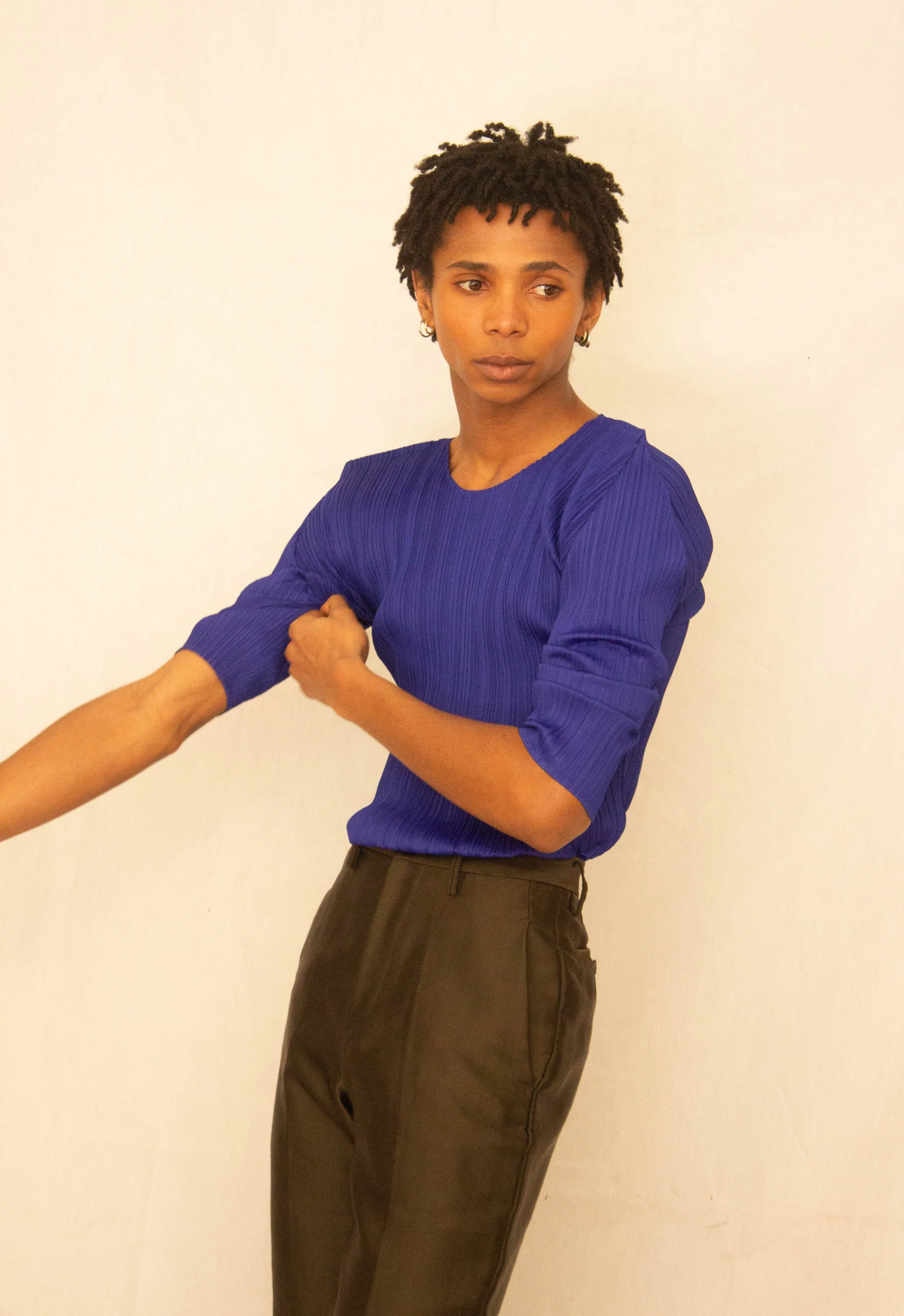 issey miyake blue (5 of 8).jpg