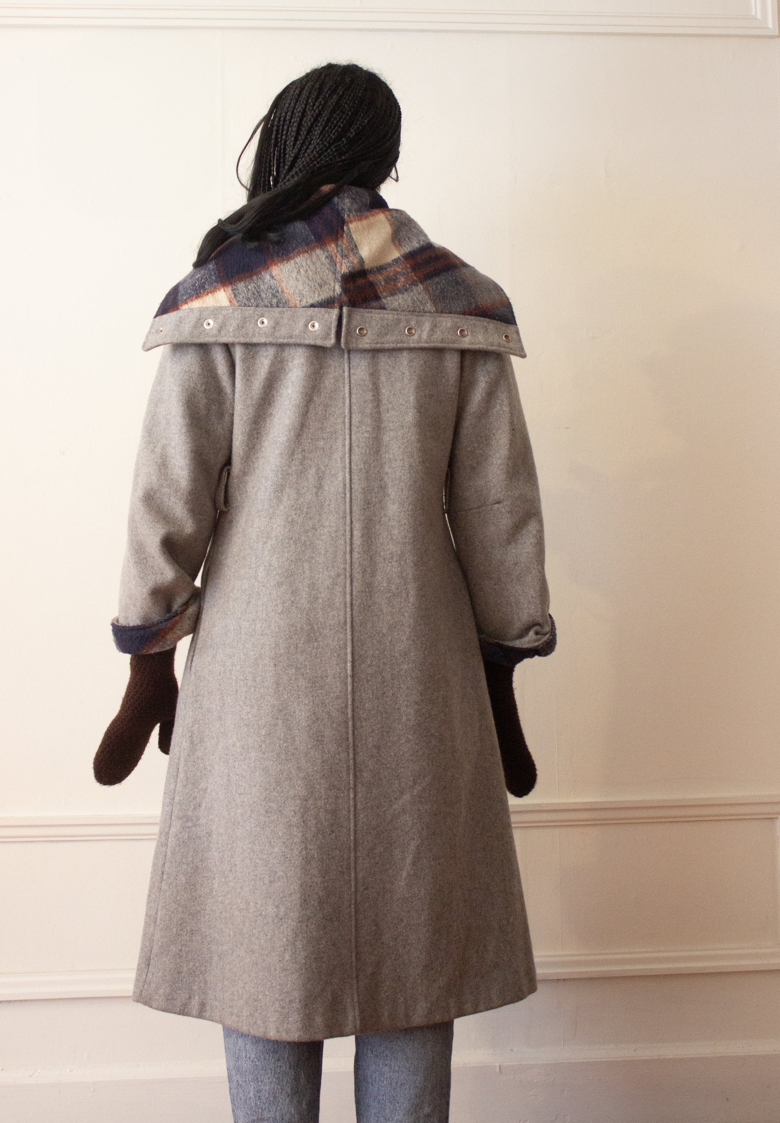 gray coat (4 of 5).jpg