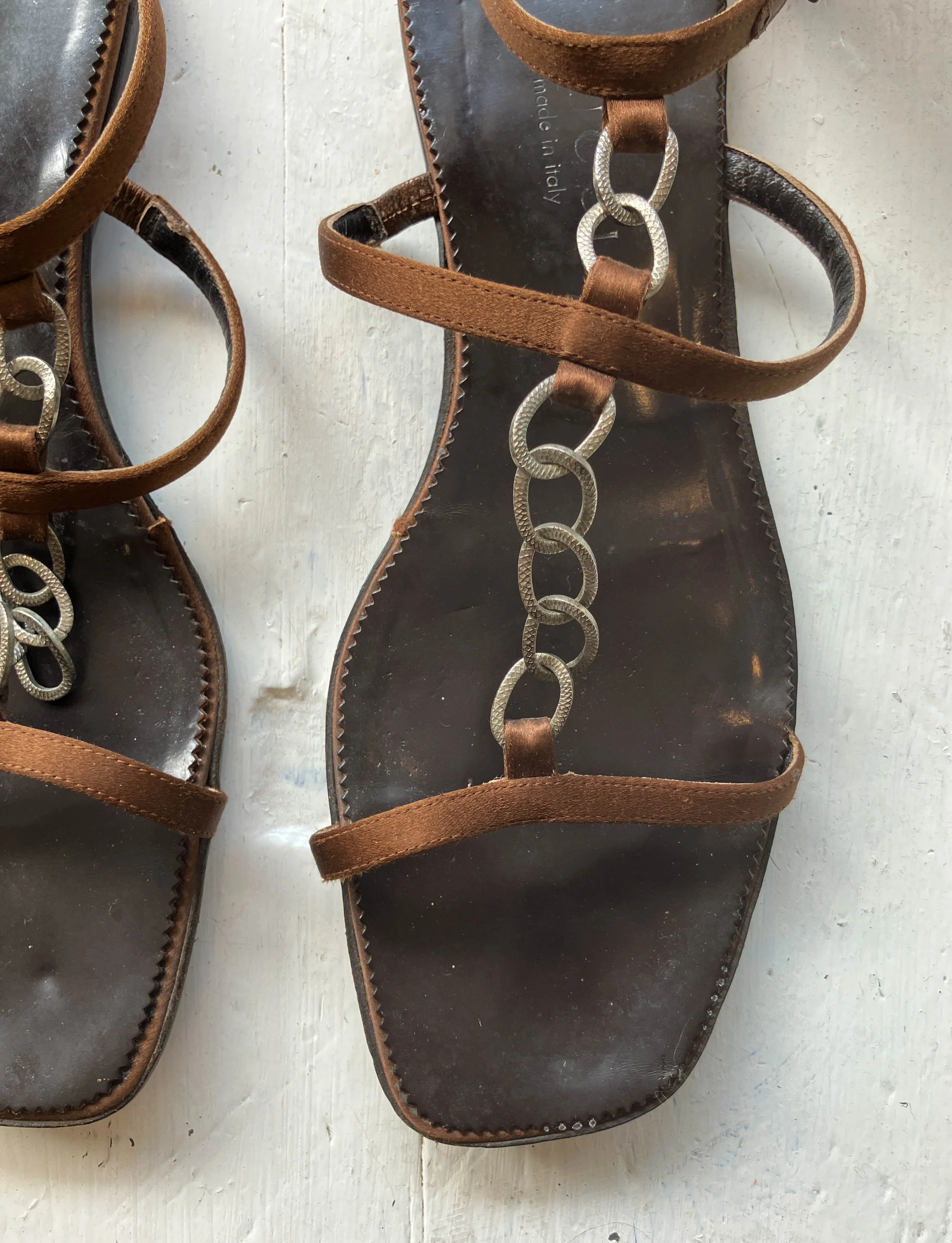 gucci sandals (2 of 5).jpg
