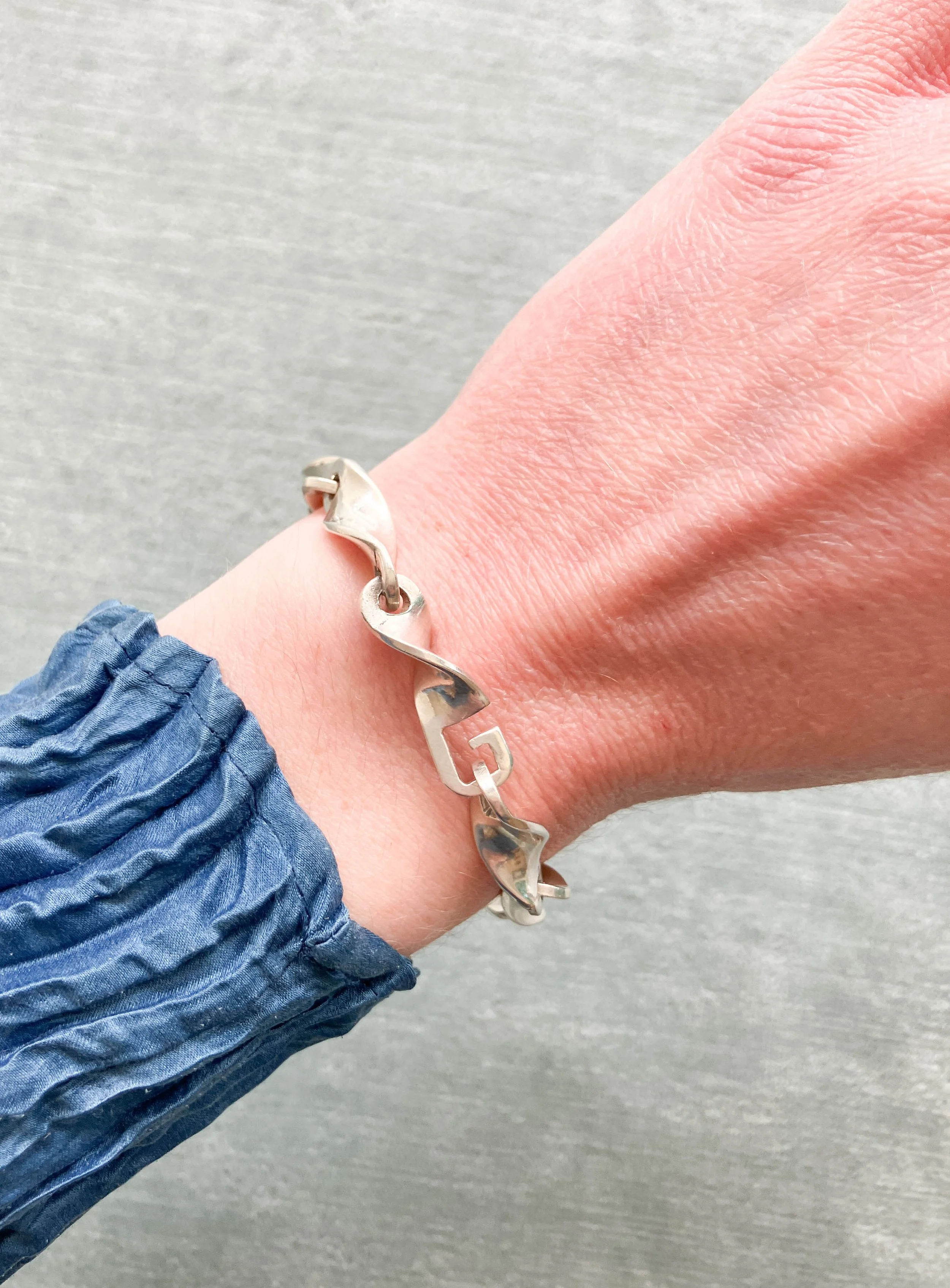 twist link (5 of 5).jpg