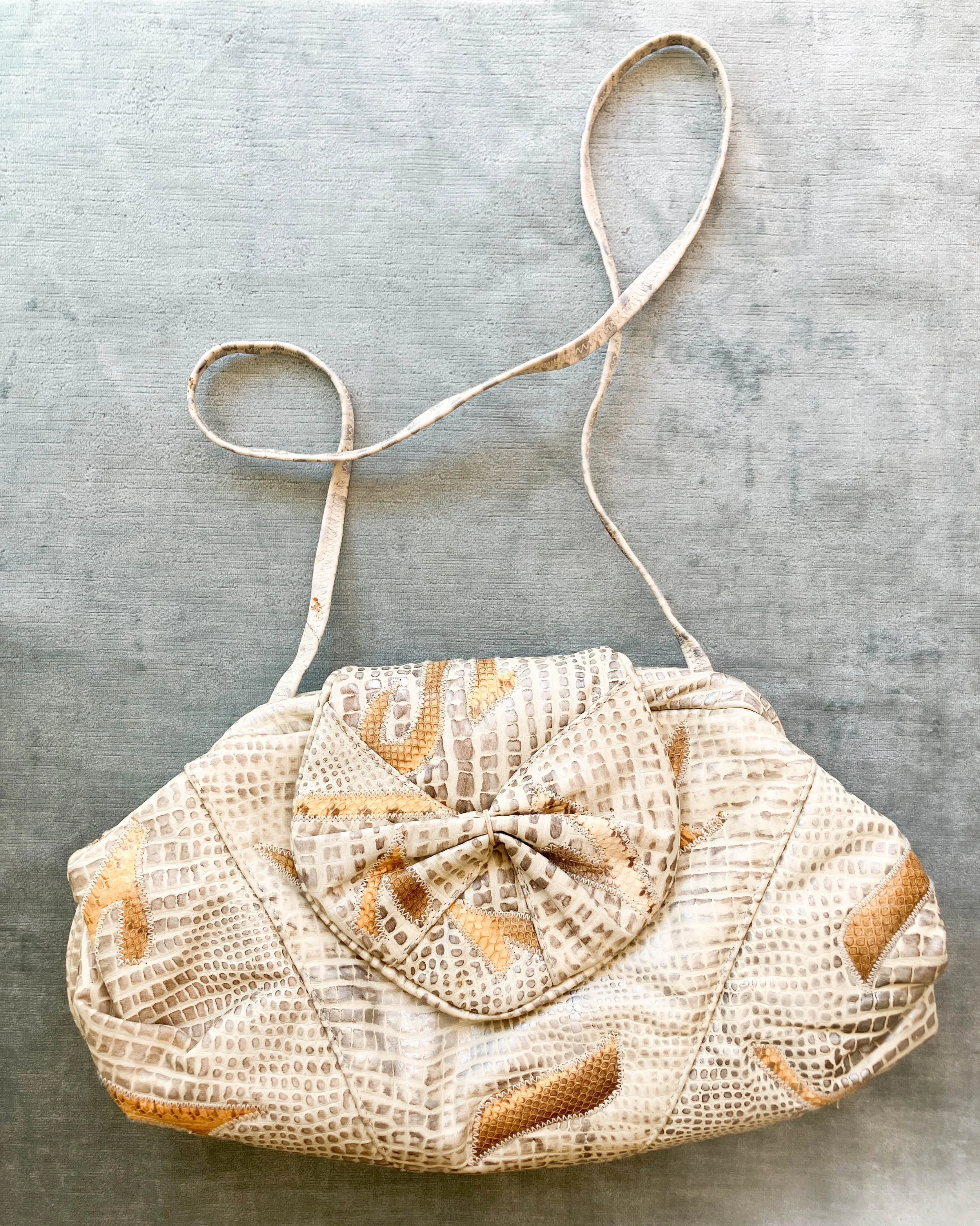 snakeskin clutch (7 of 7).jpg