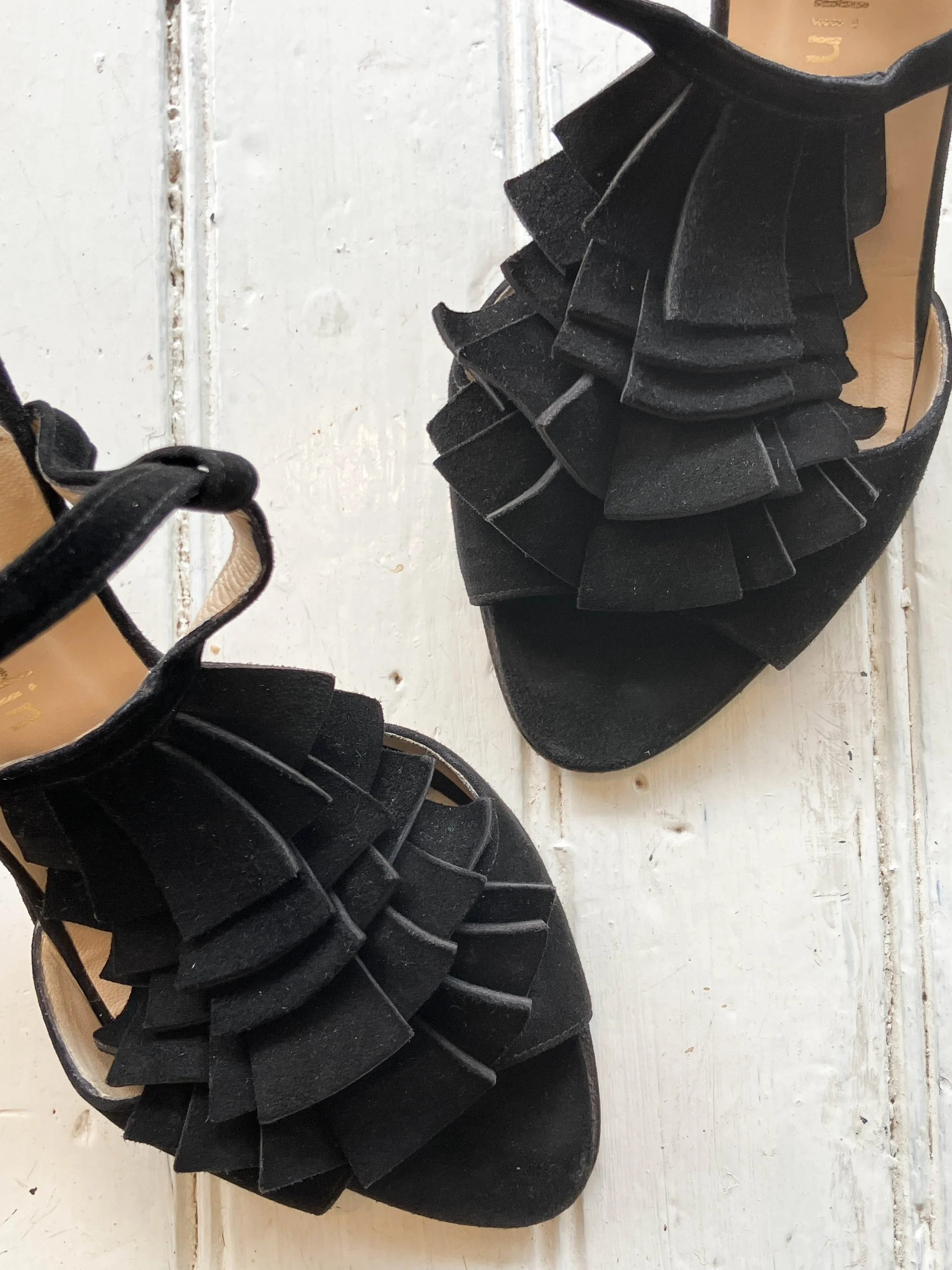 max shoes (4 of 6).jpg