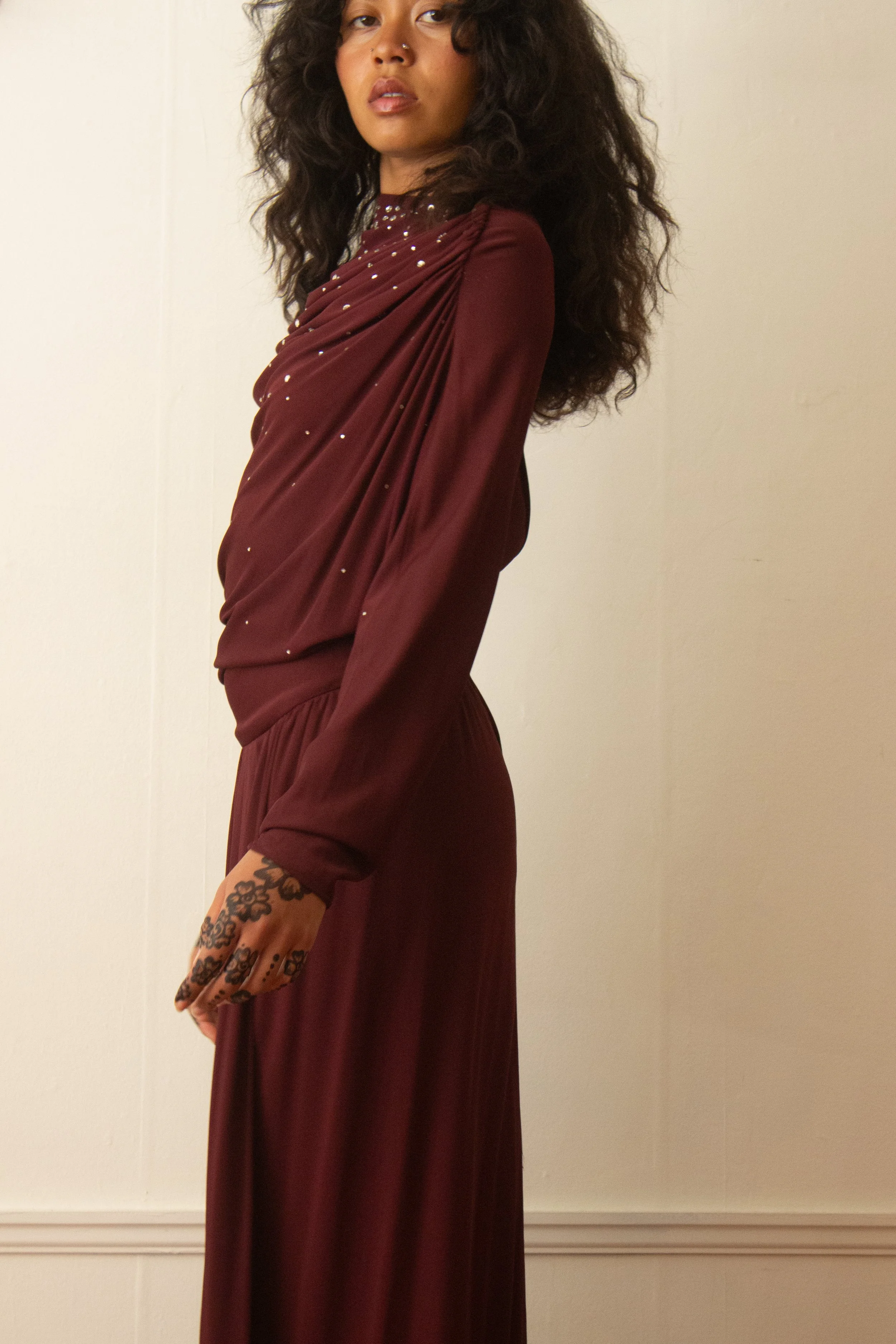 bill blass II gown (7 of 10).jpg