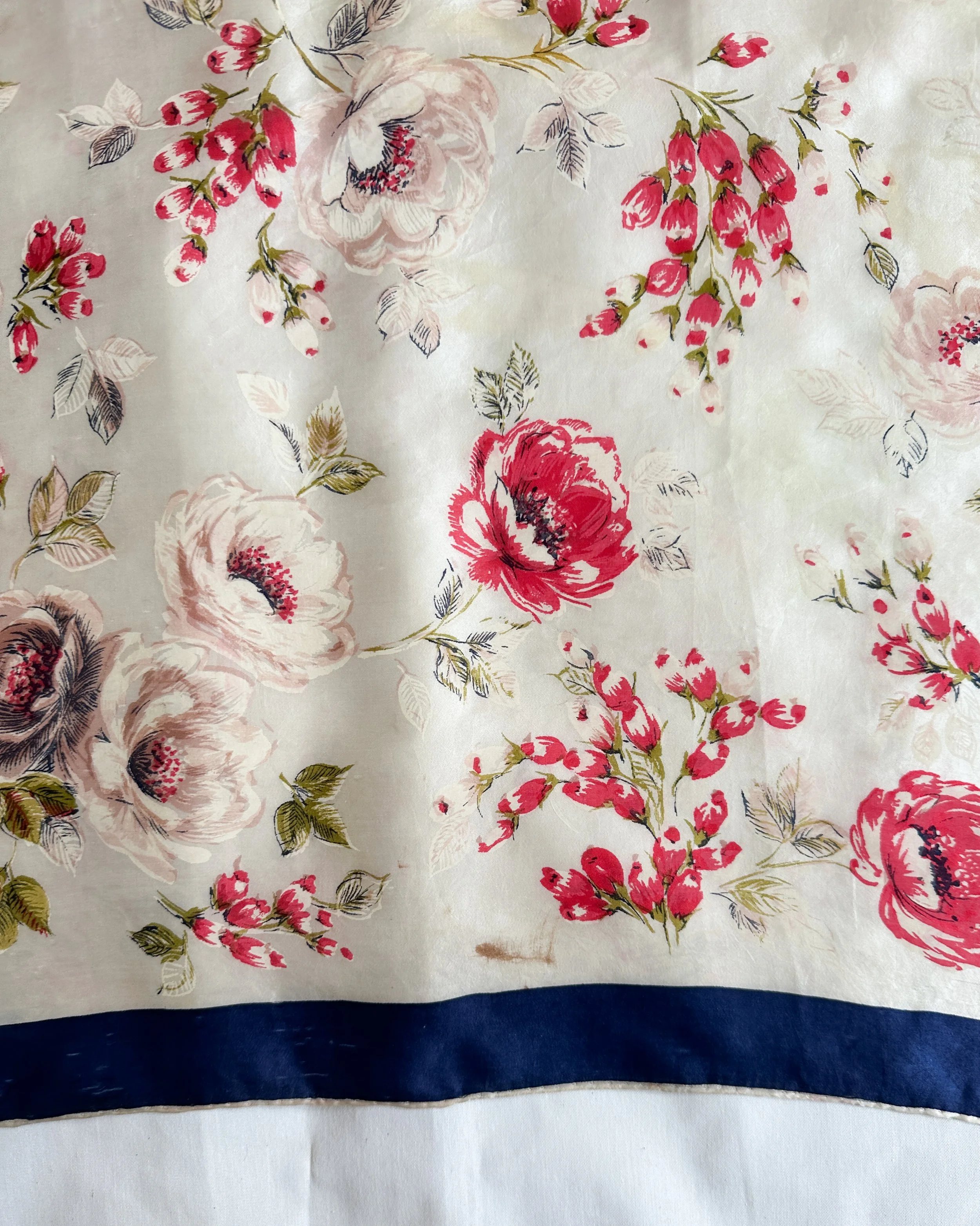 silk scarves (27 of 53).jpg