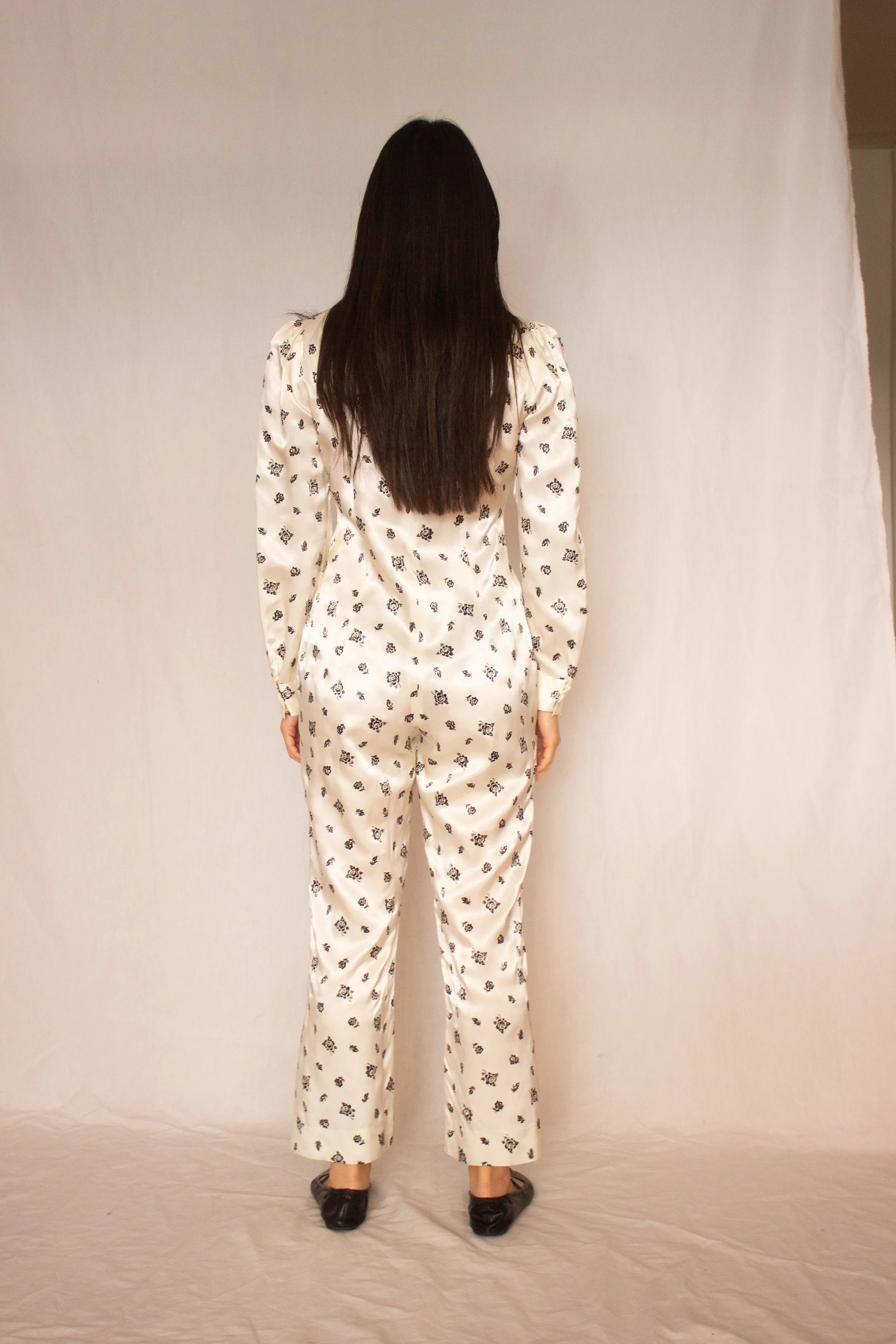 pearl suit (9 of 10).jpg