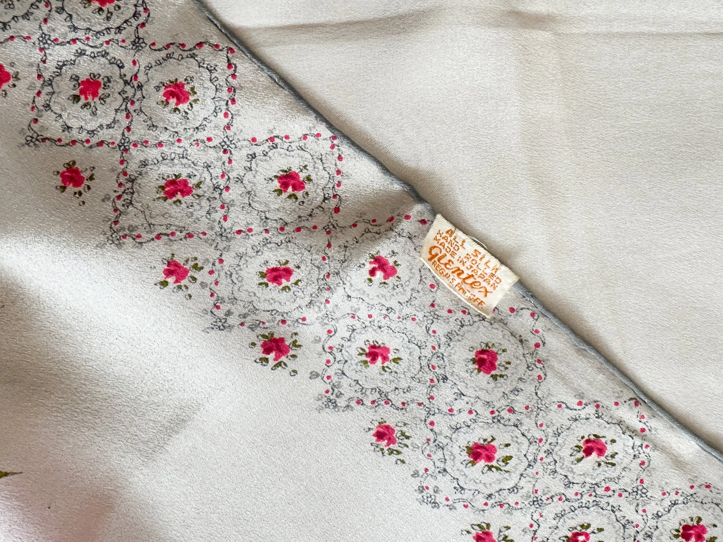 silk scarves (36 of 53).jpg