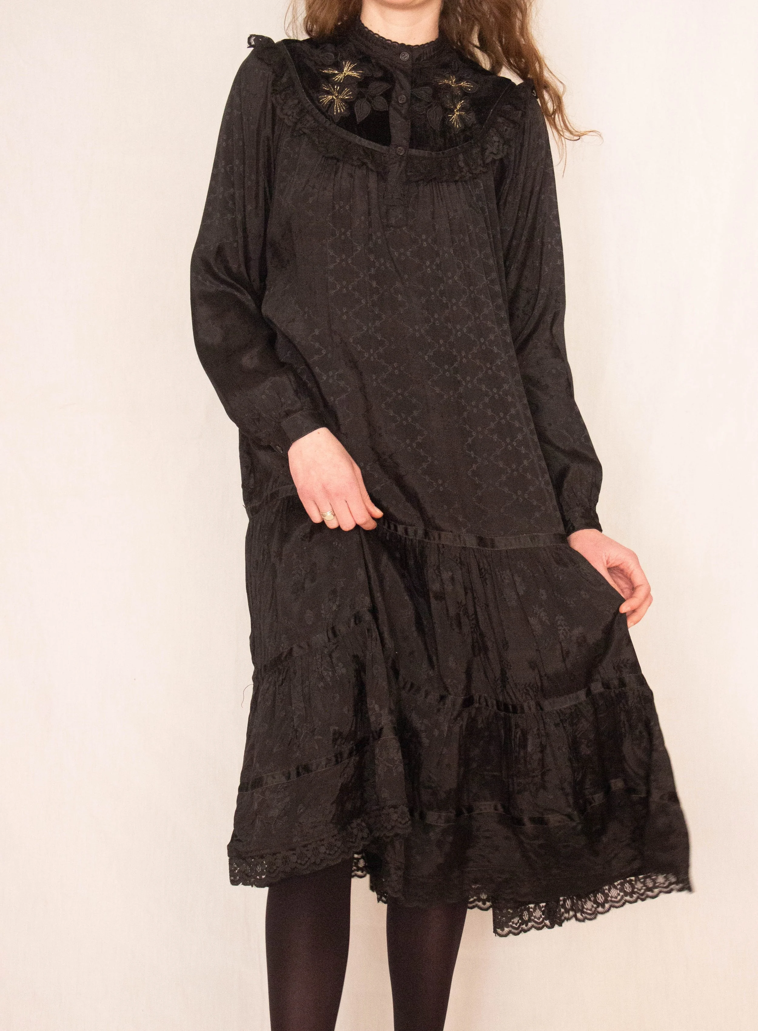 indian gold embroidered dress (1 of 8).jpg