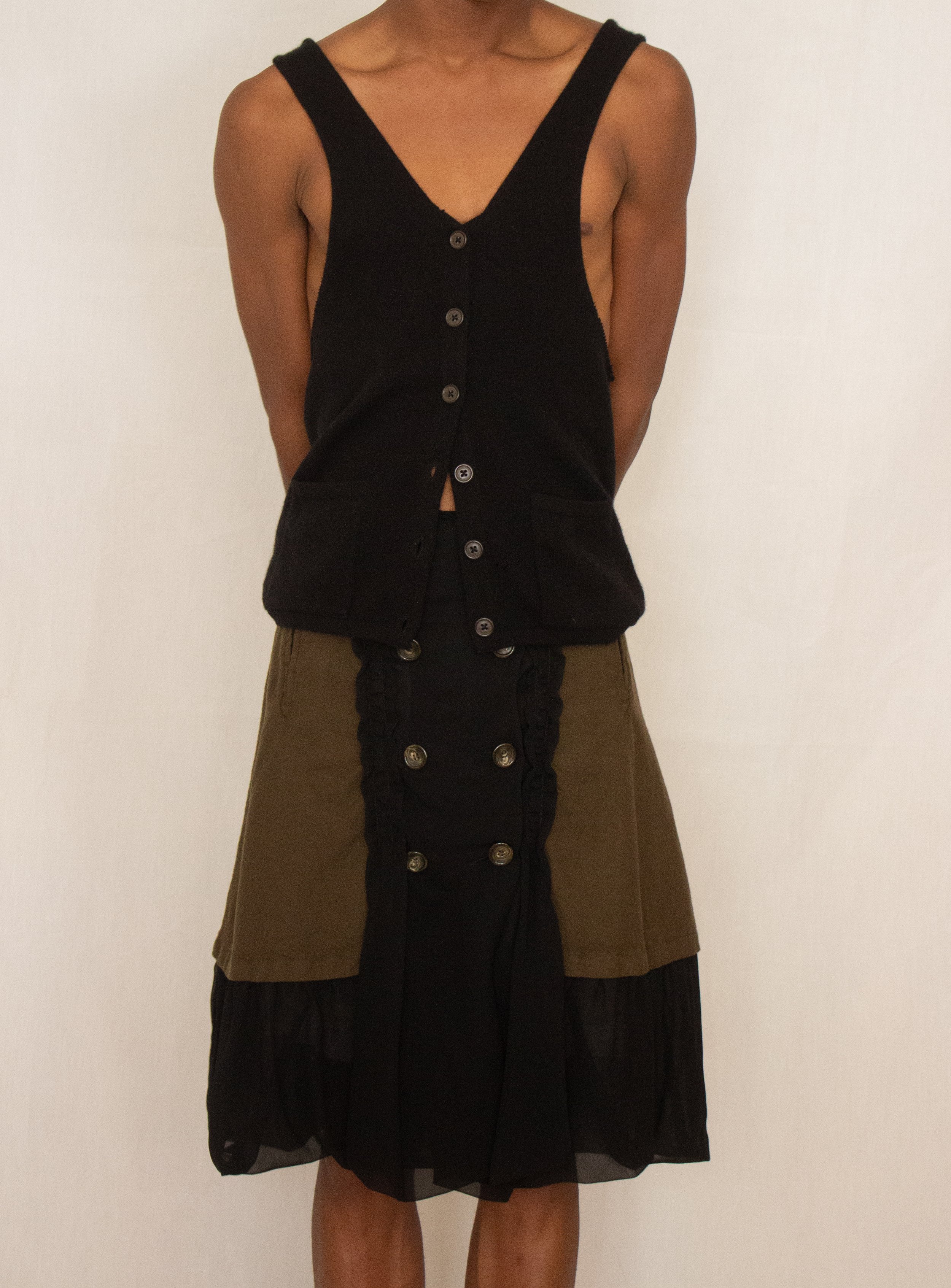 raquel allegra and comme skirt (6 of 6).jpg