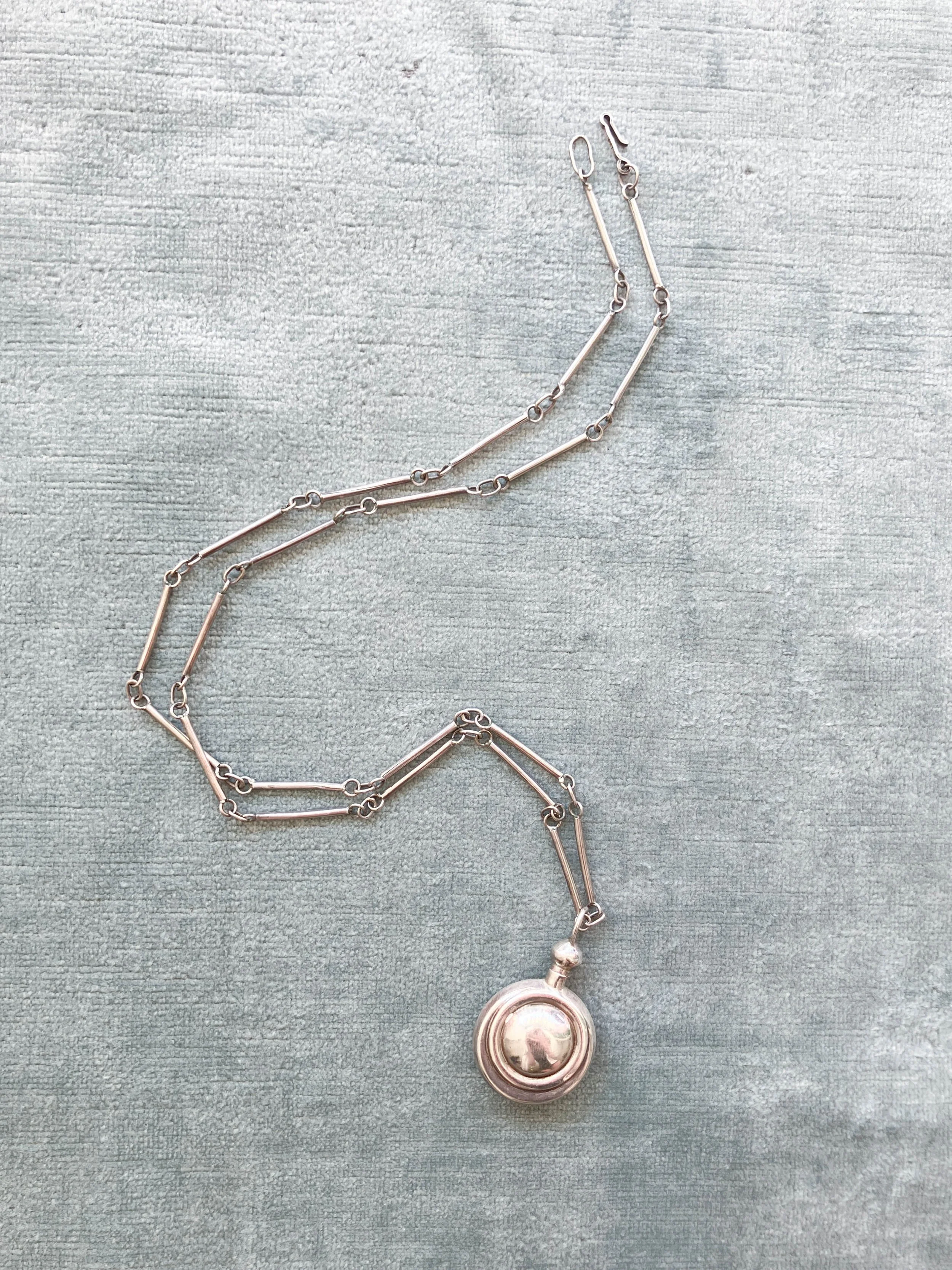 perfume pendant (3 of 7).jpg