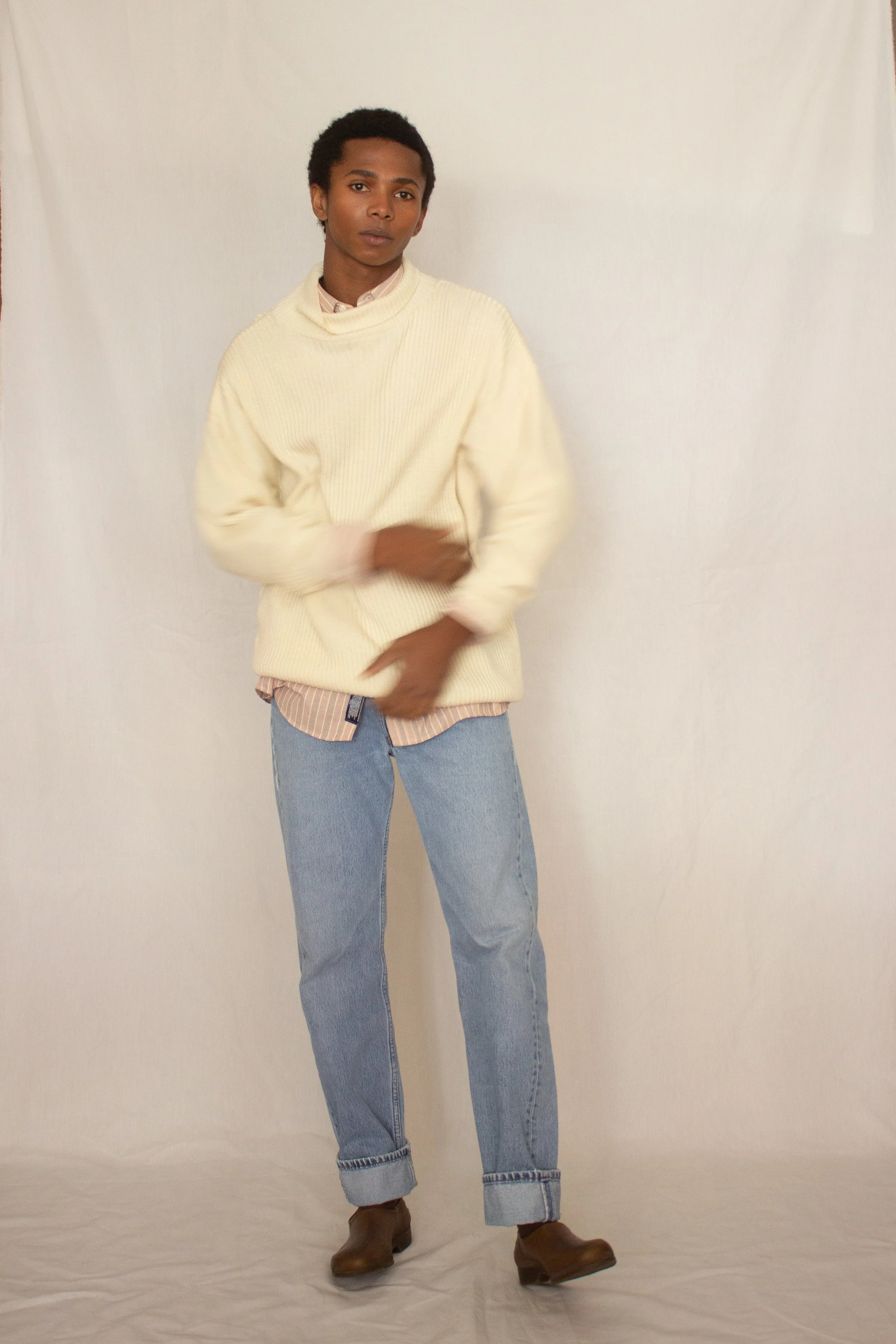 cream sweater (3 of 4).jpg