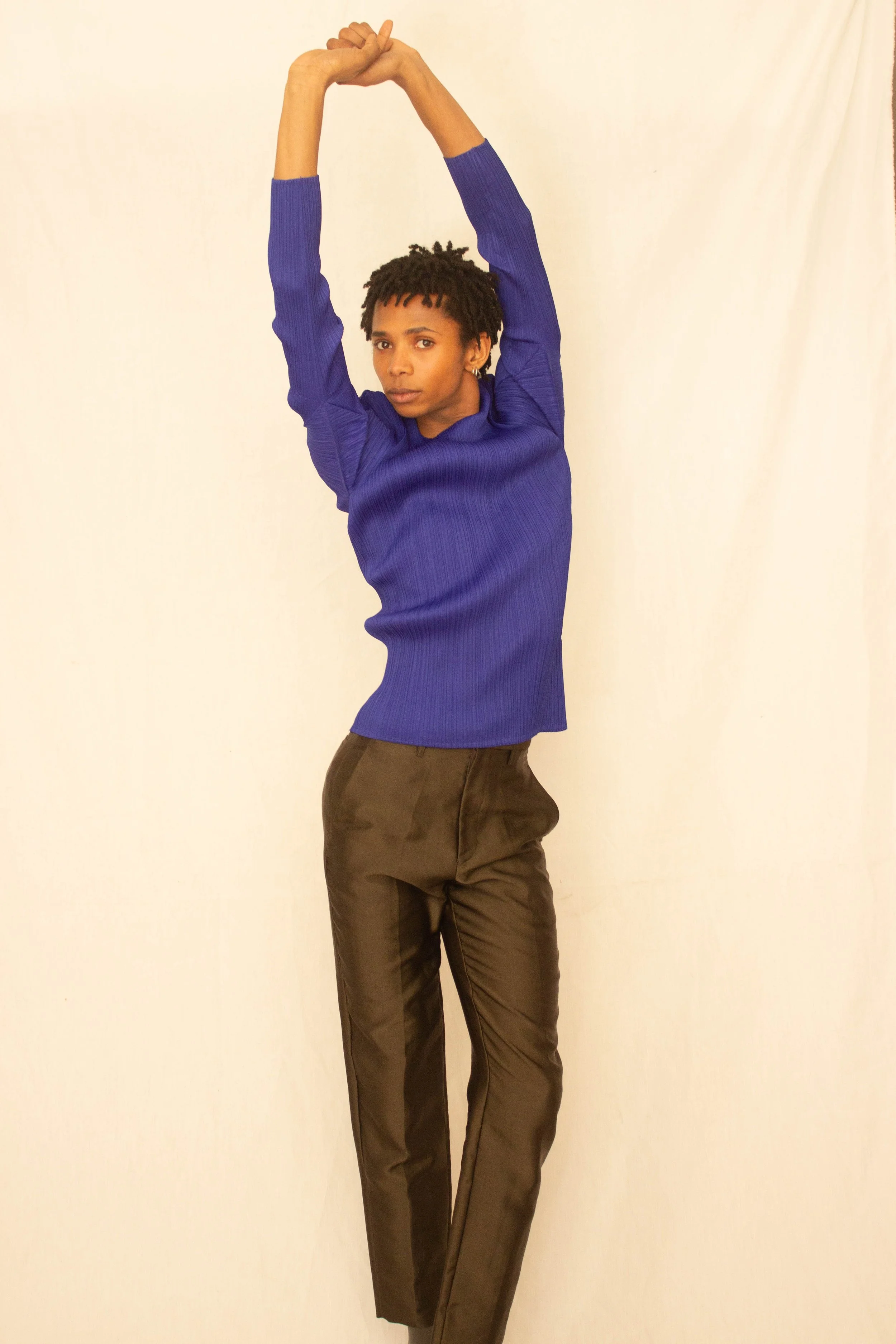 issey miyake blue (2 of 8).jpg