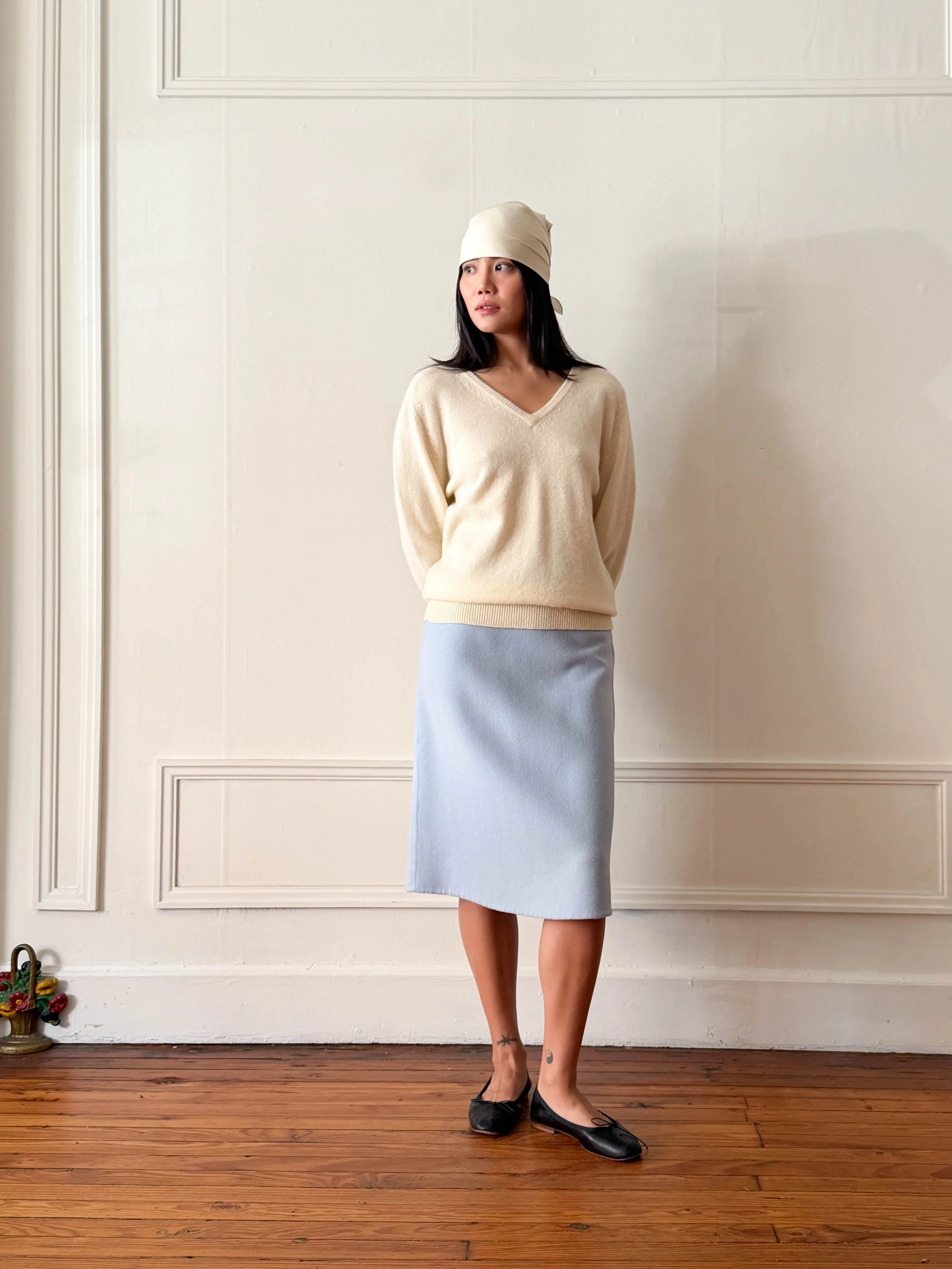 creme sweater (3 of 4).jpg