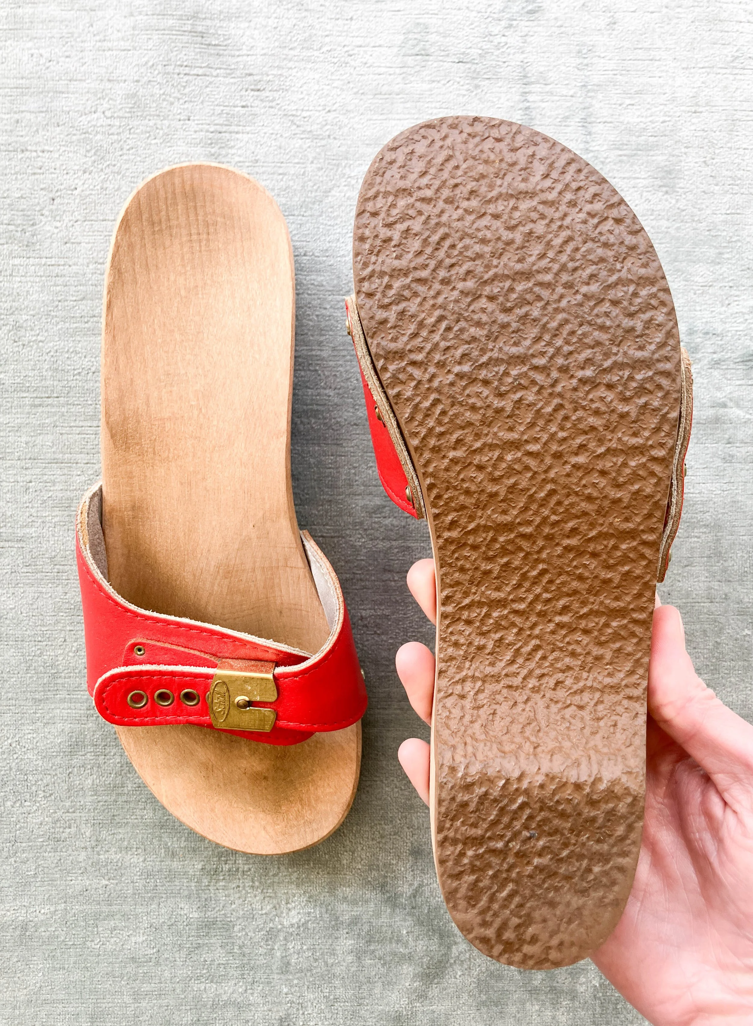 doctor scholls red (8 of 8).jpg