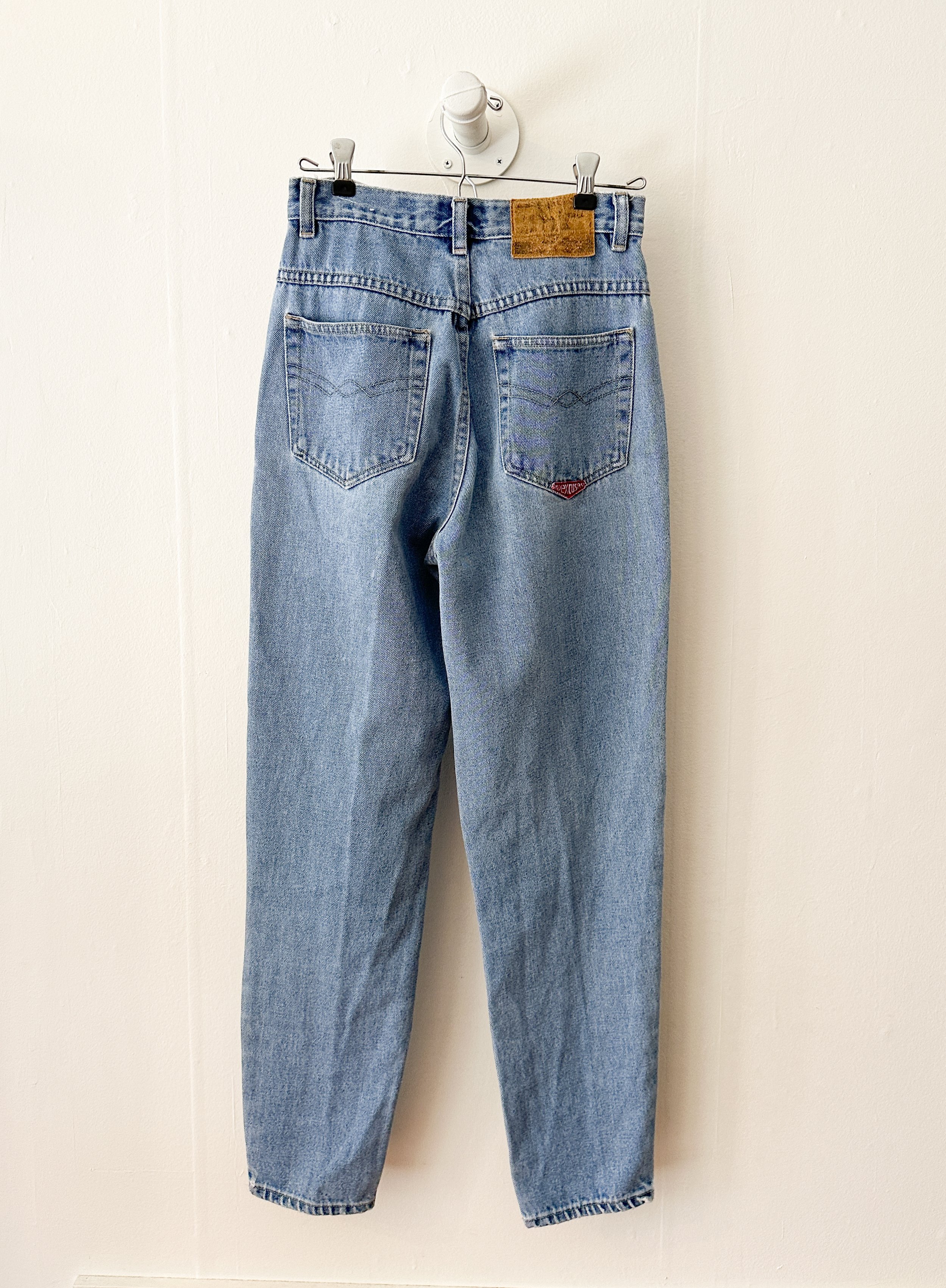 no excuses jeans (2 of 2).jpg