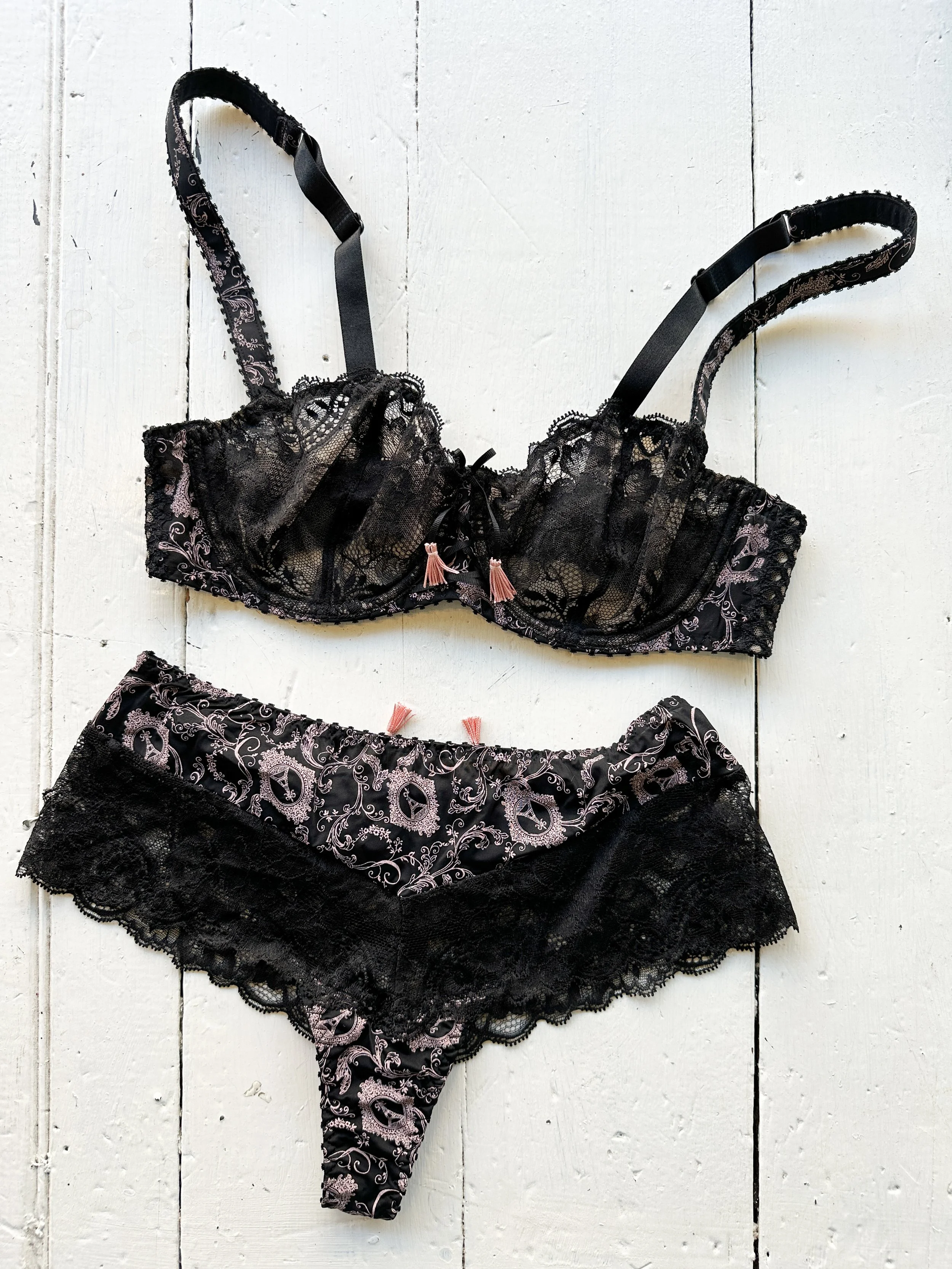 lace tassel (1 of 4).jpg
