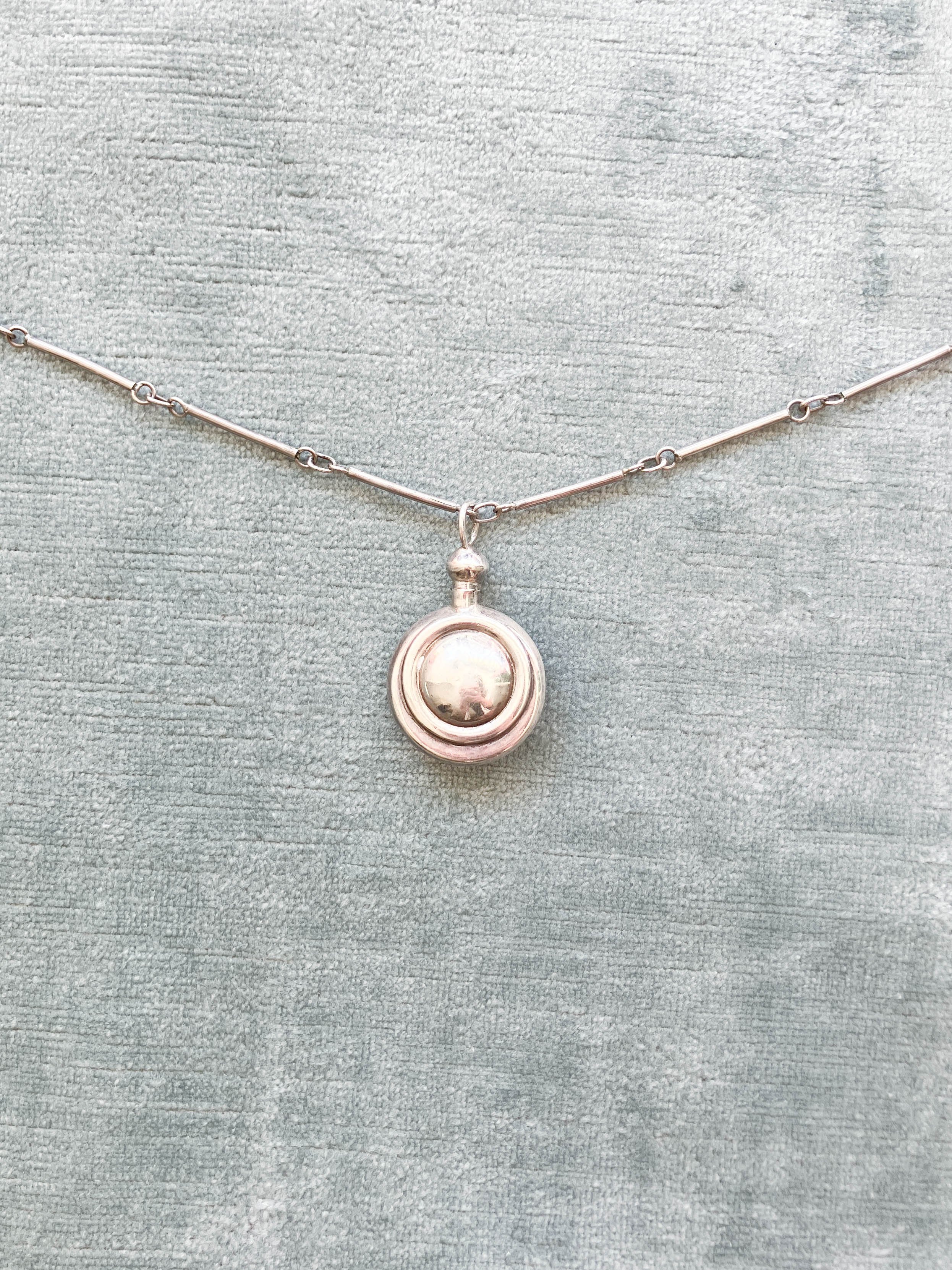 perfume pendant (1 of 7).jpg