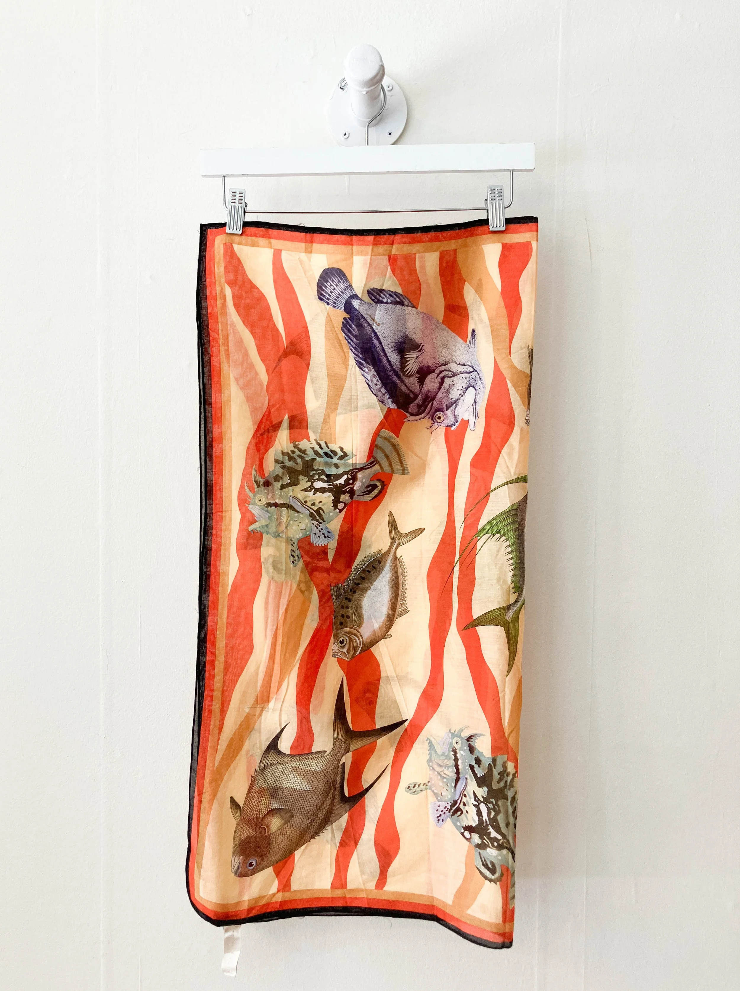perry ellis scarf (7 of 8).jpg