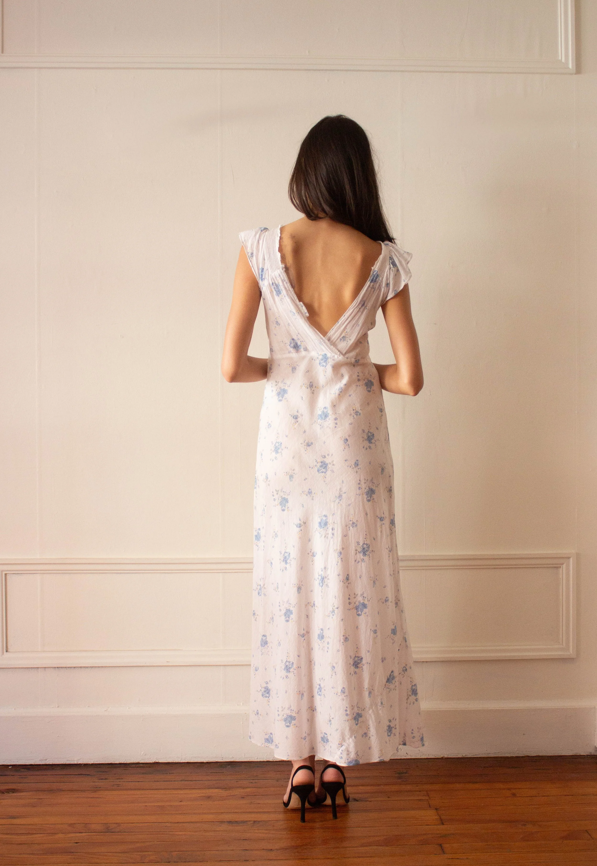 1930s slip dress (4 of 6).jpg