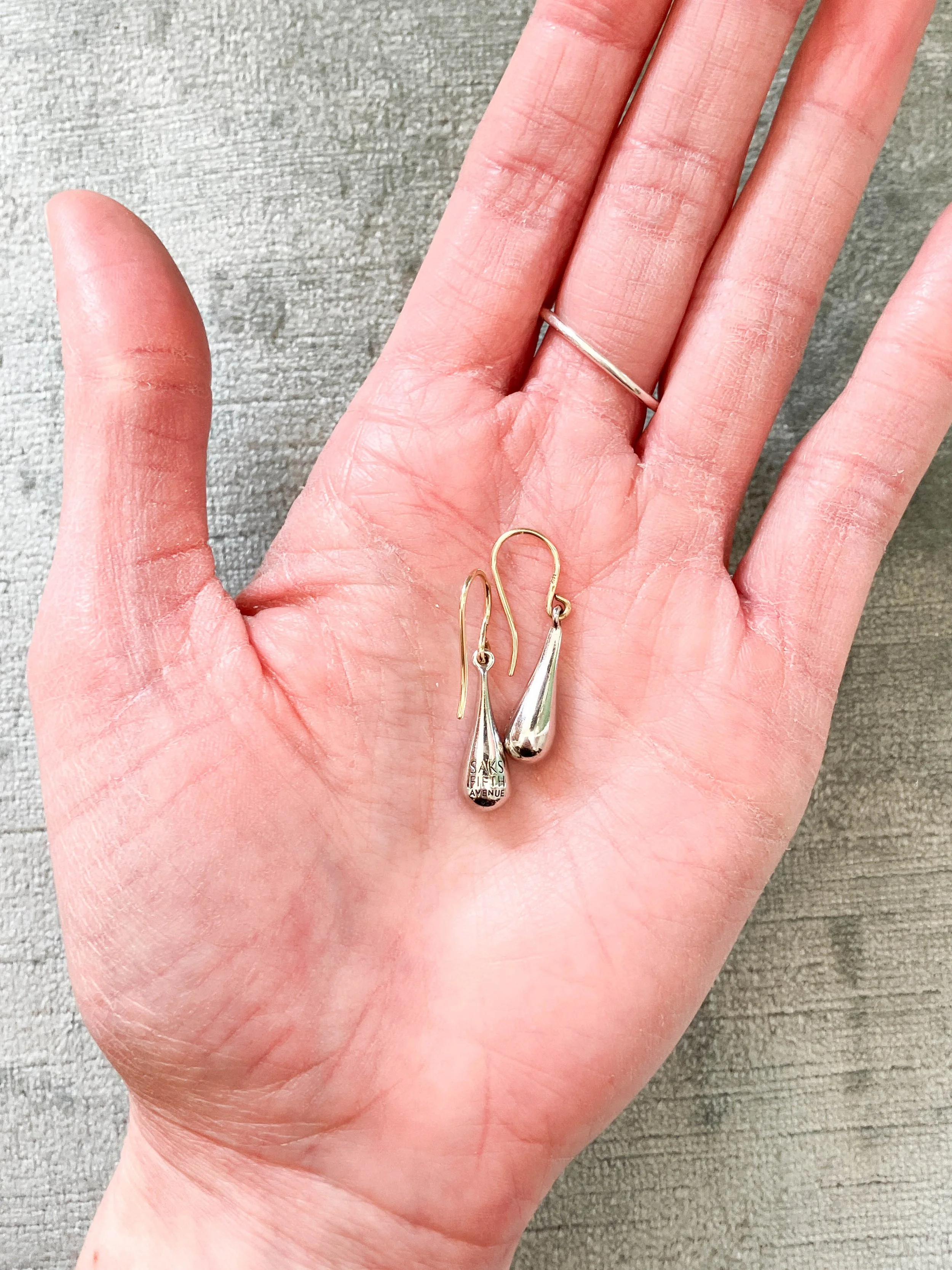 saks earrings (4 of 6).jpg