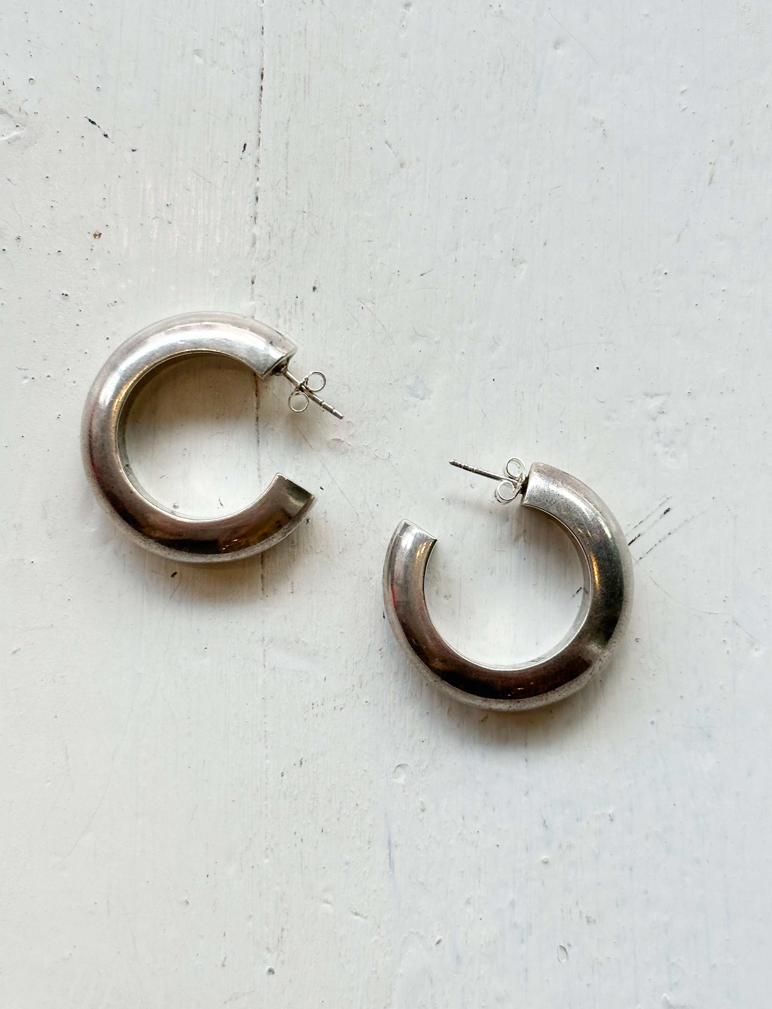 silver and accessories (6 of 39).jpg