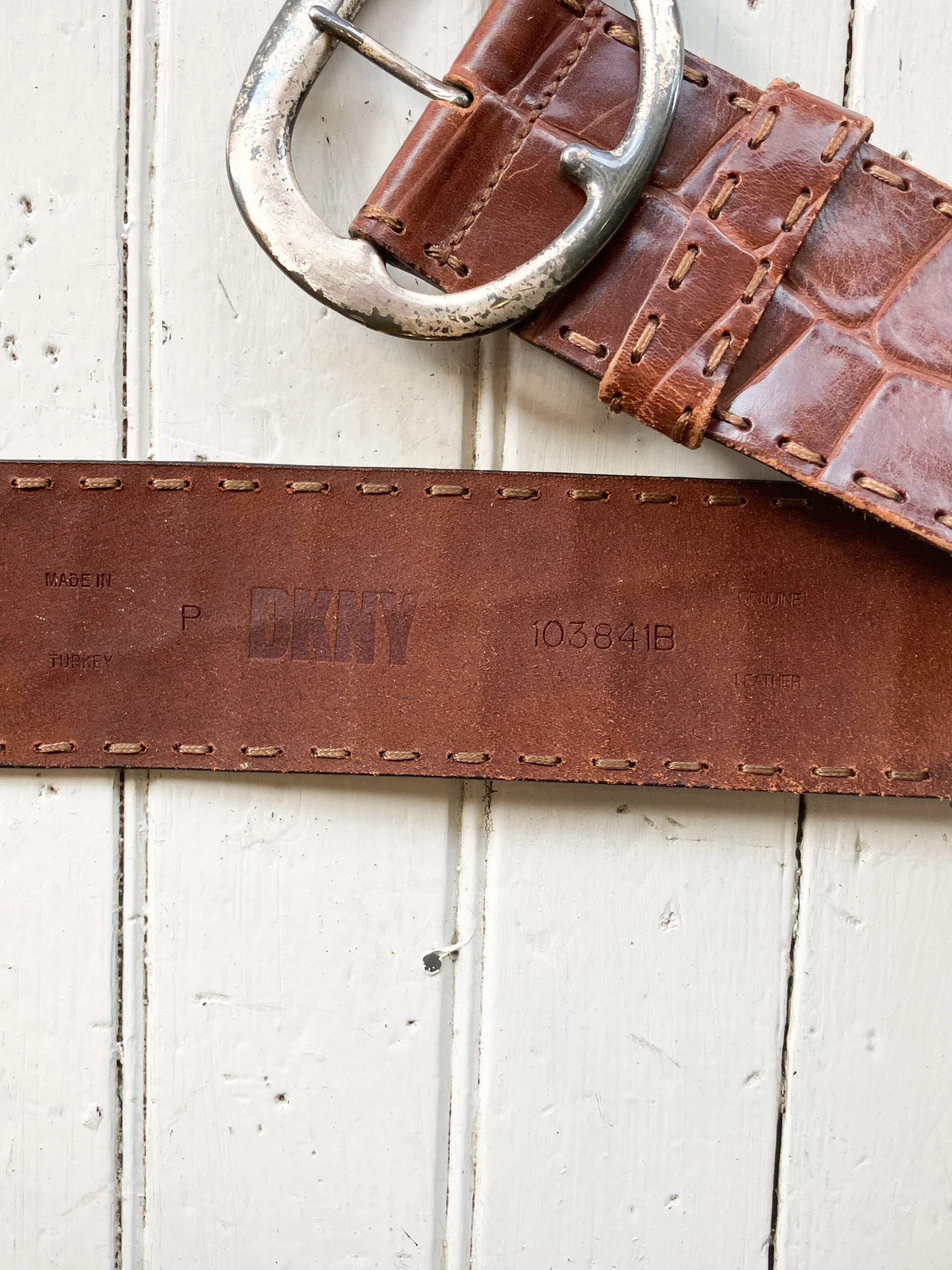 dkny belt (3 of 3).jpg