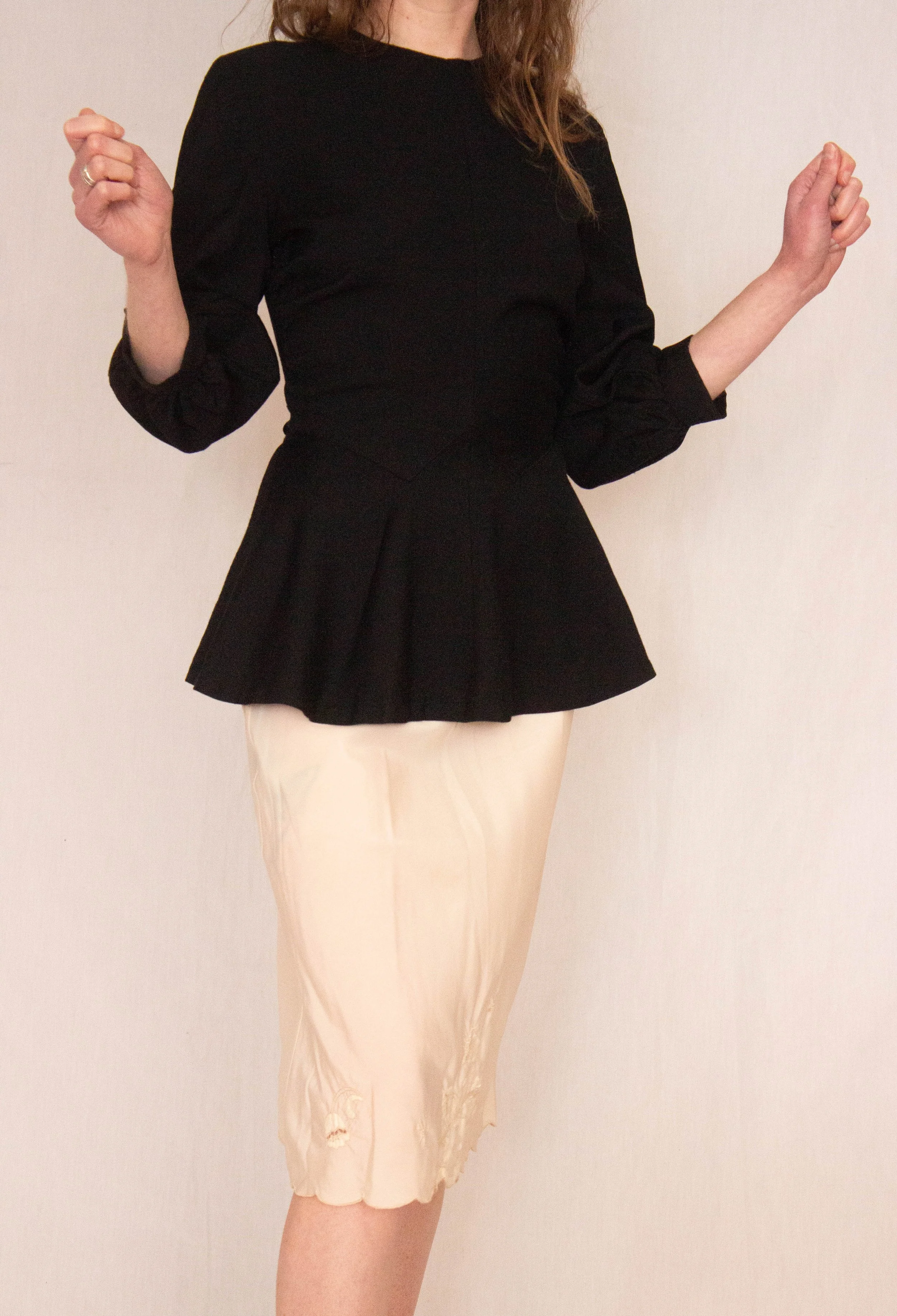 slip skirt (3 of 7).jpg