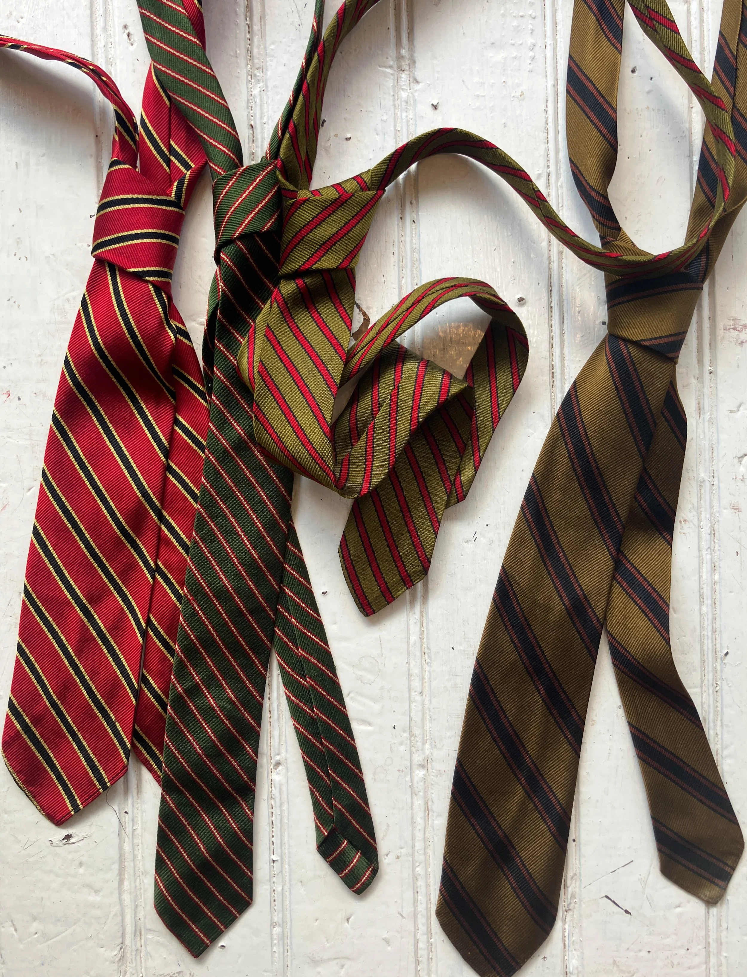 striped necktie (11 of 12).jpg