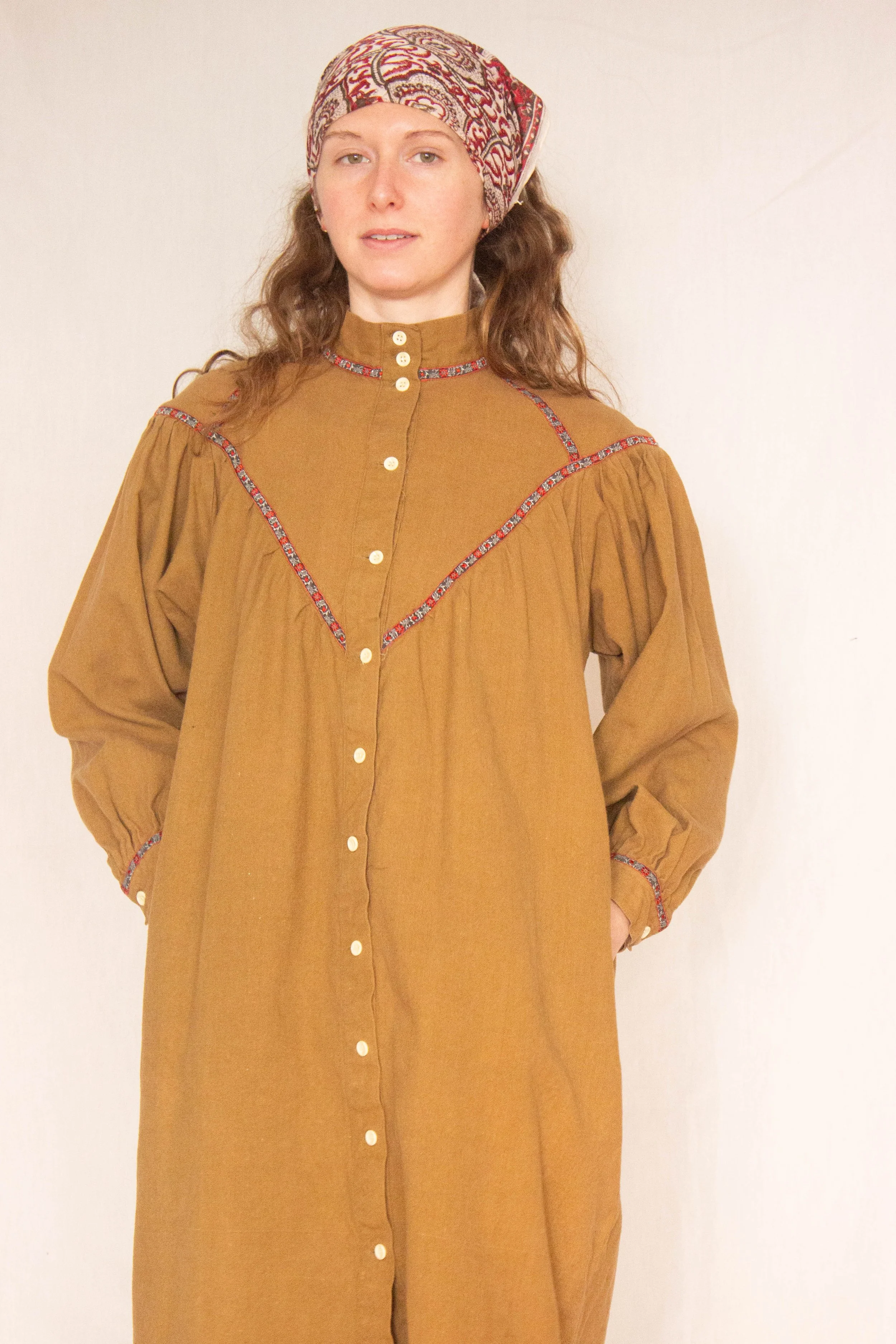 swiss trim dress (2 of 5).jpg