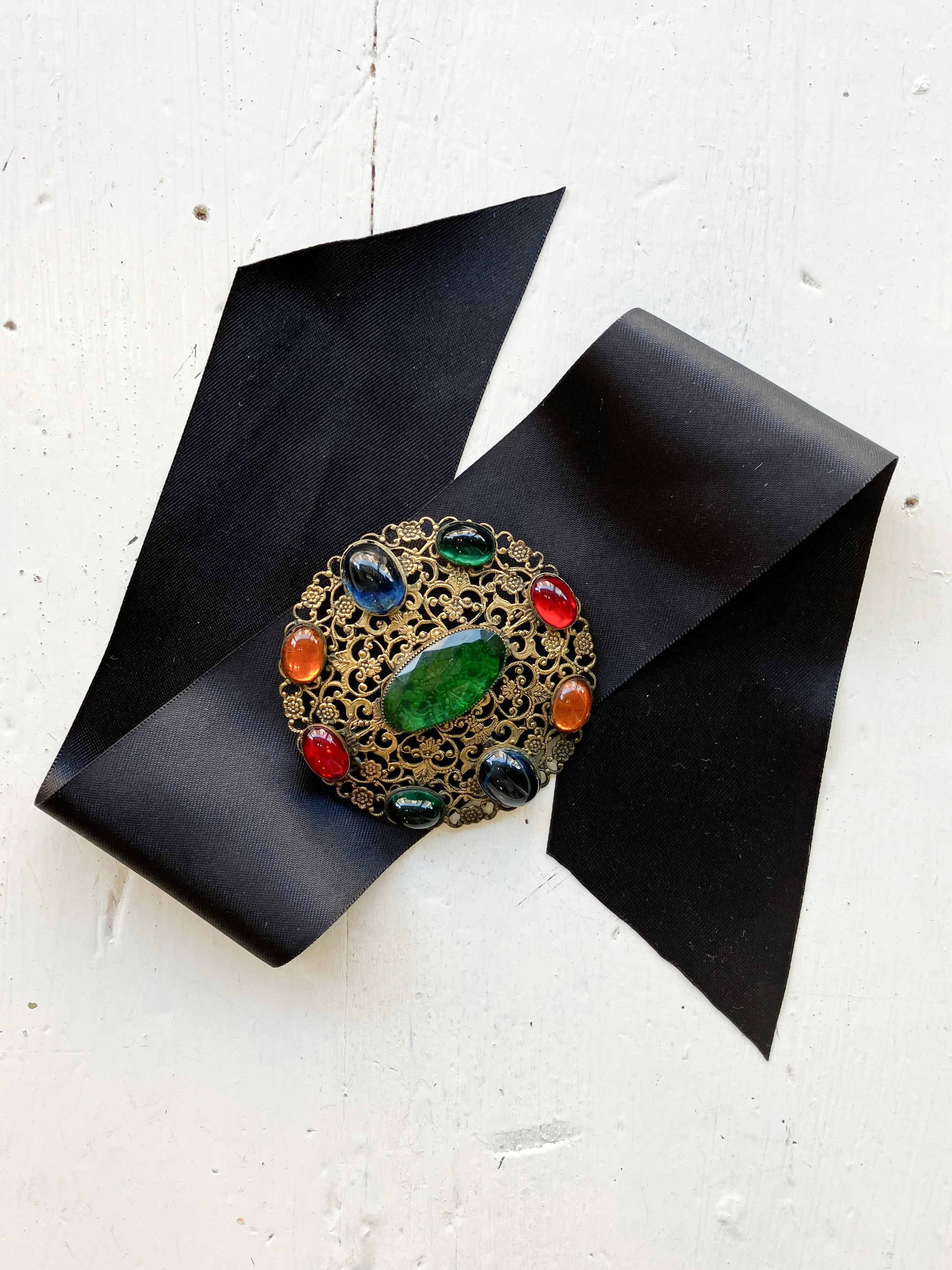 brooch (4 of 4).jpg