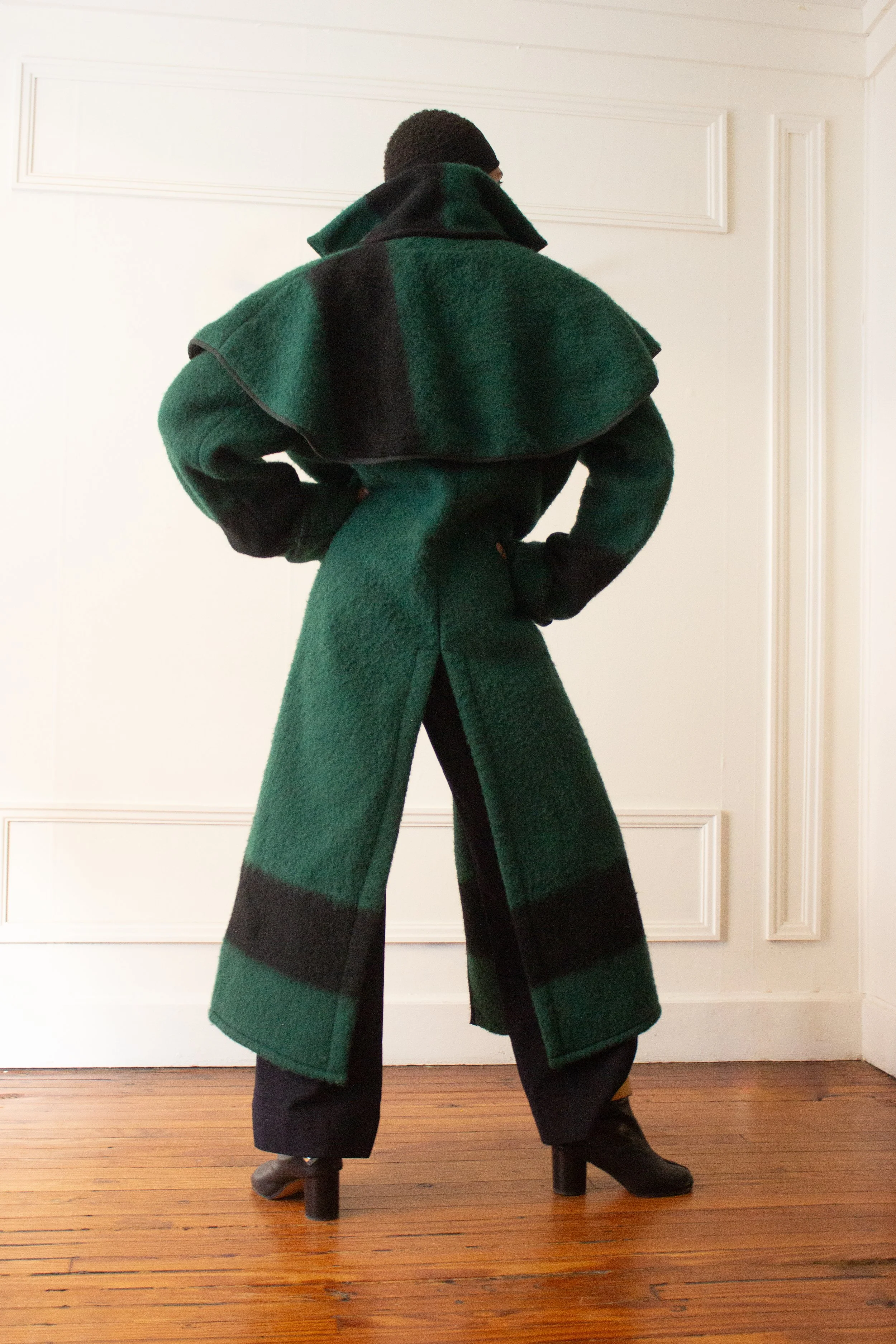 blanket coat (3 of 5).jpg