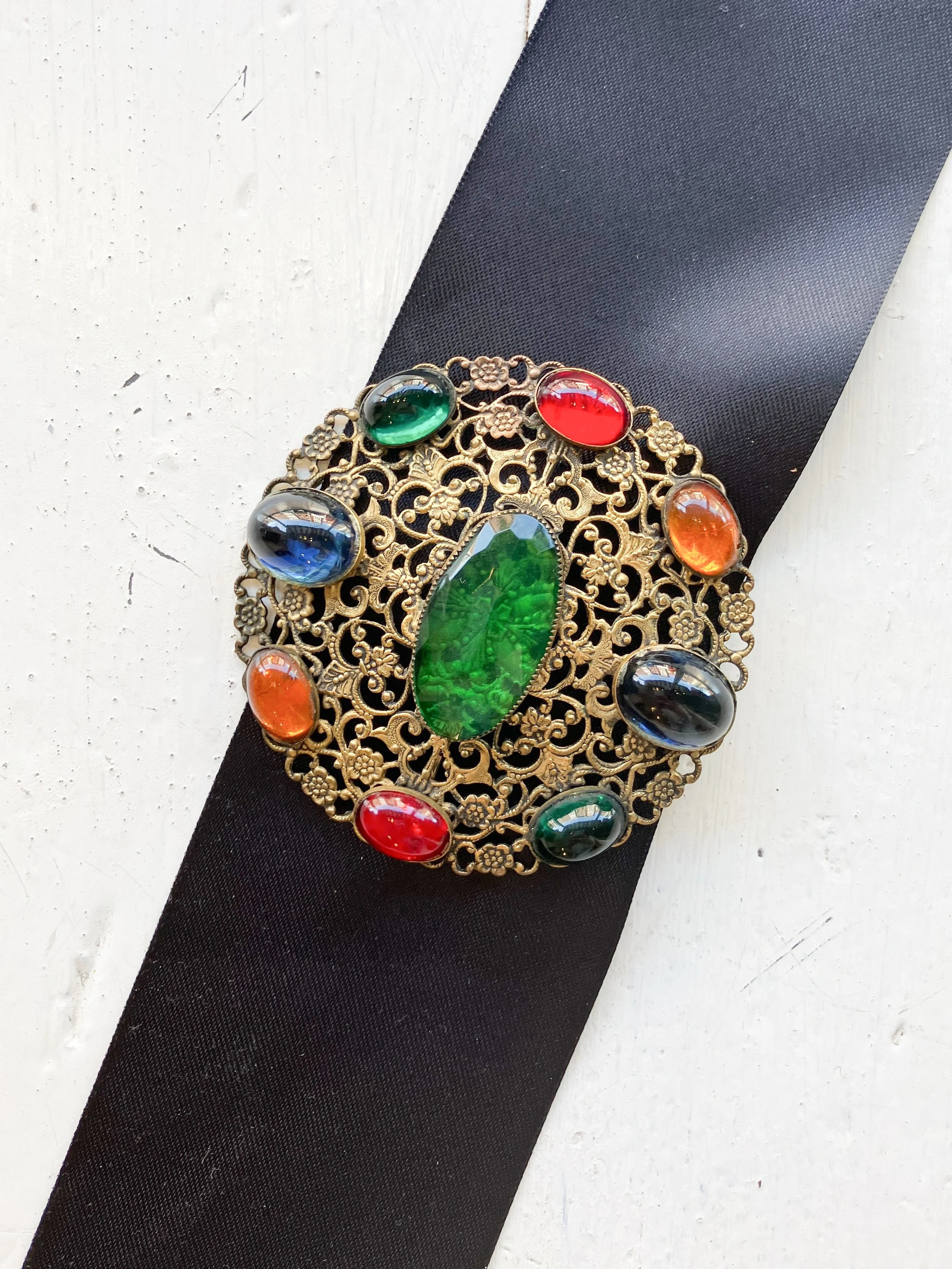 brooch (2 of 4).jpg