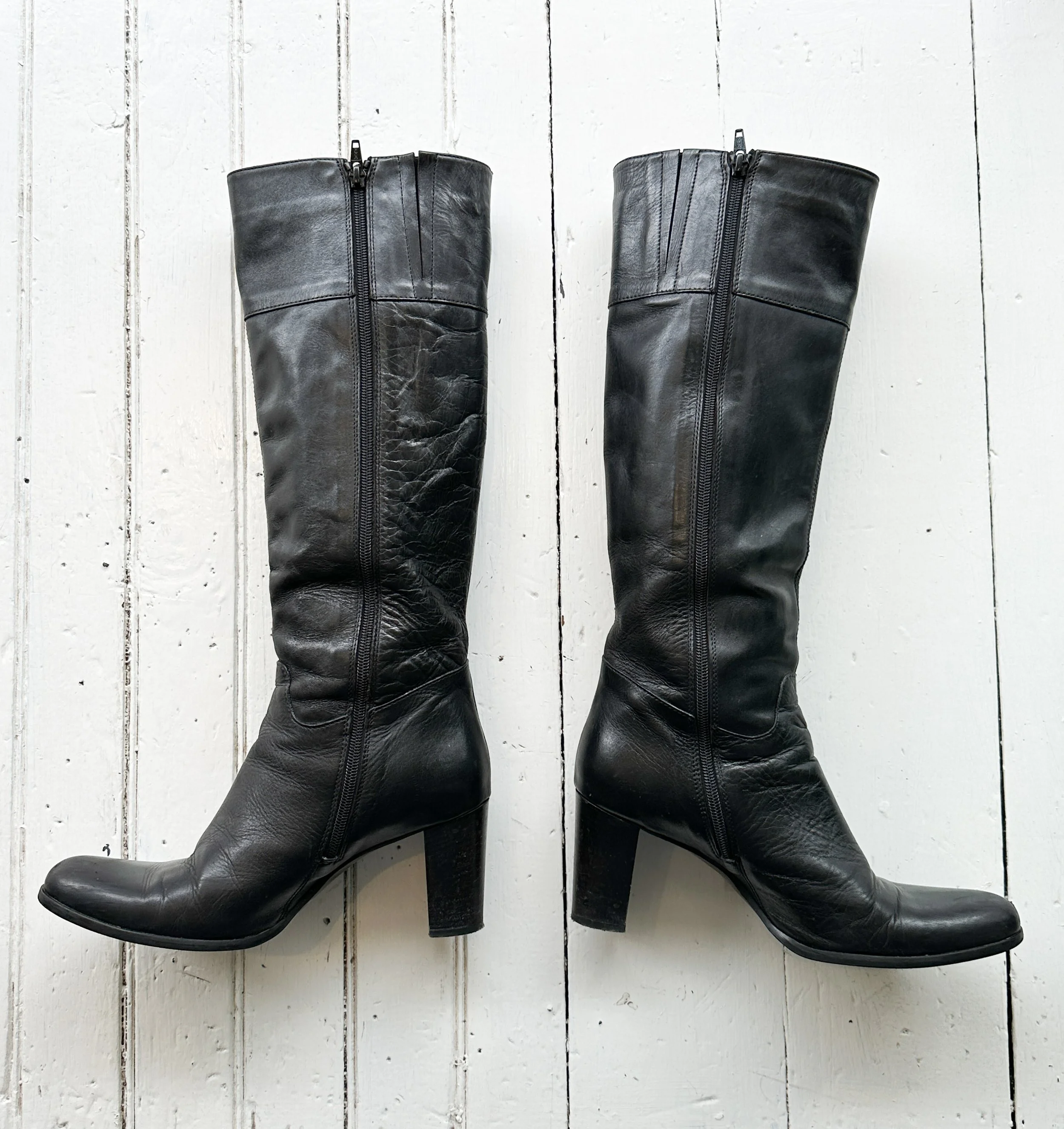 barney's boot (2 of 4).jpg