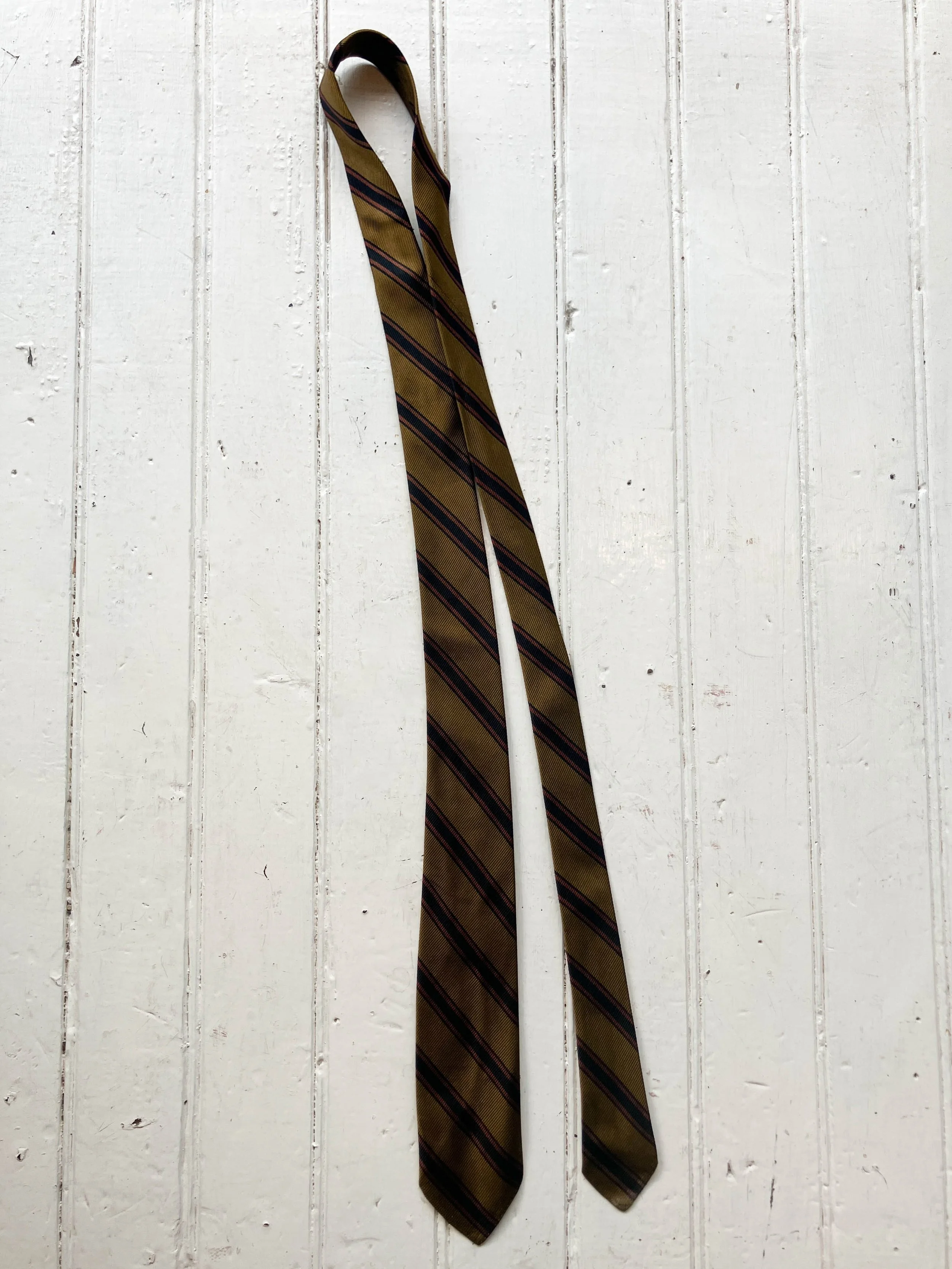 striped necktie (9 of 12).jpg