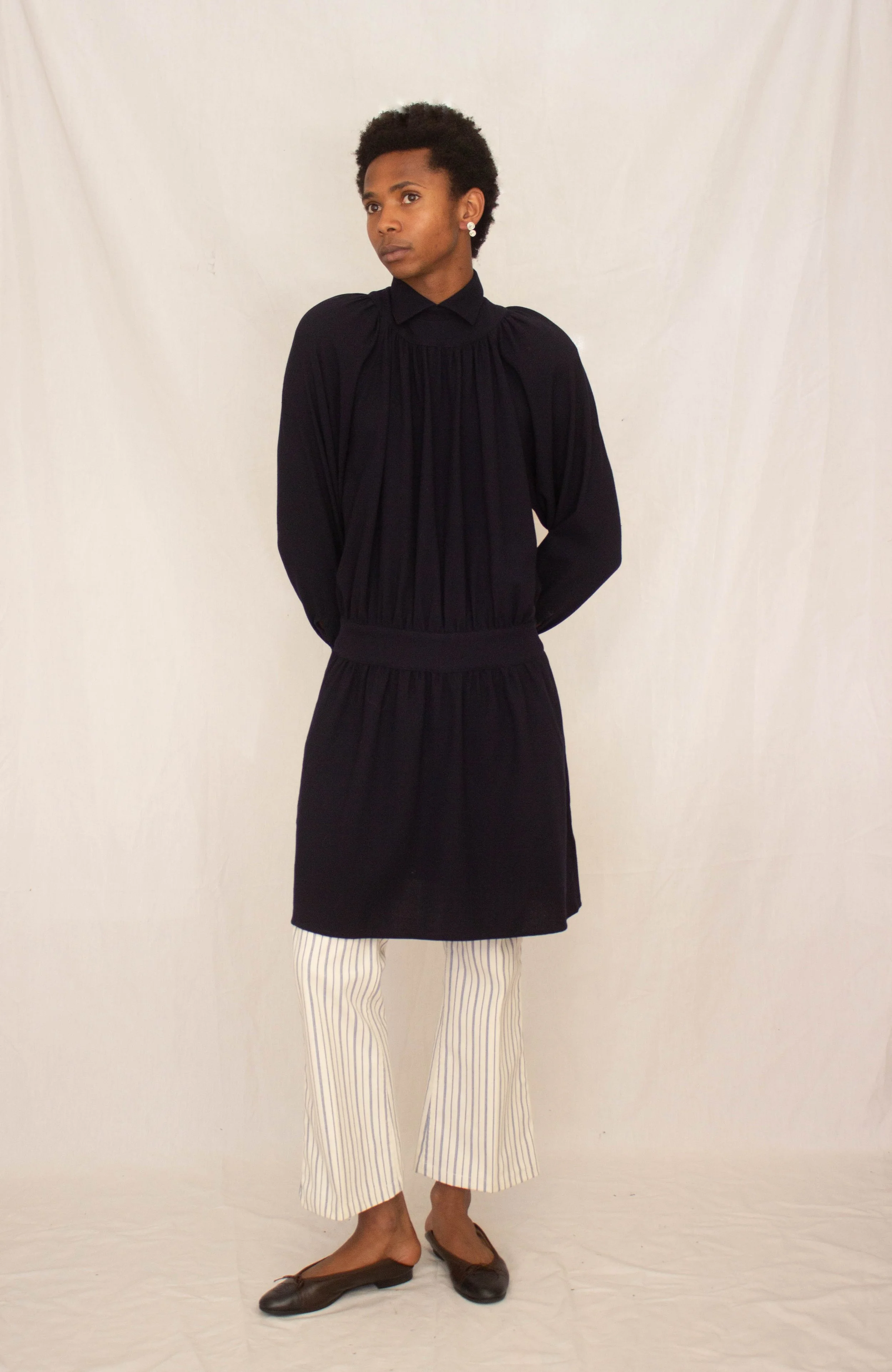 perry ellis crepe dress (3 of 5).jpg
