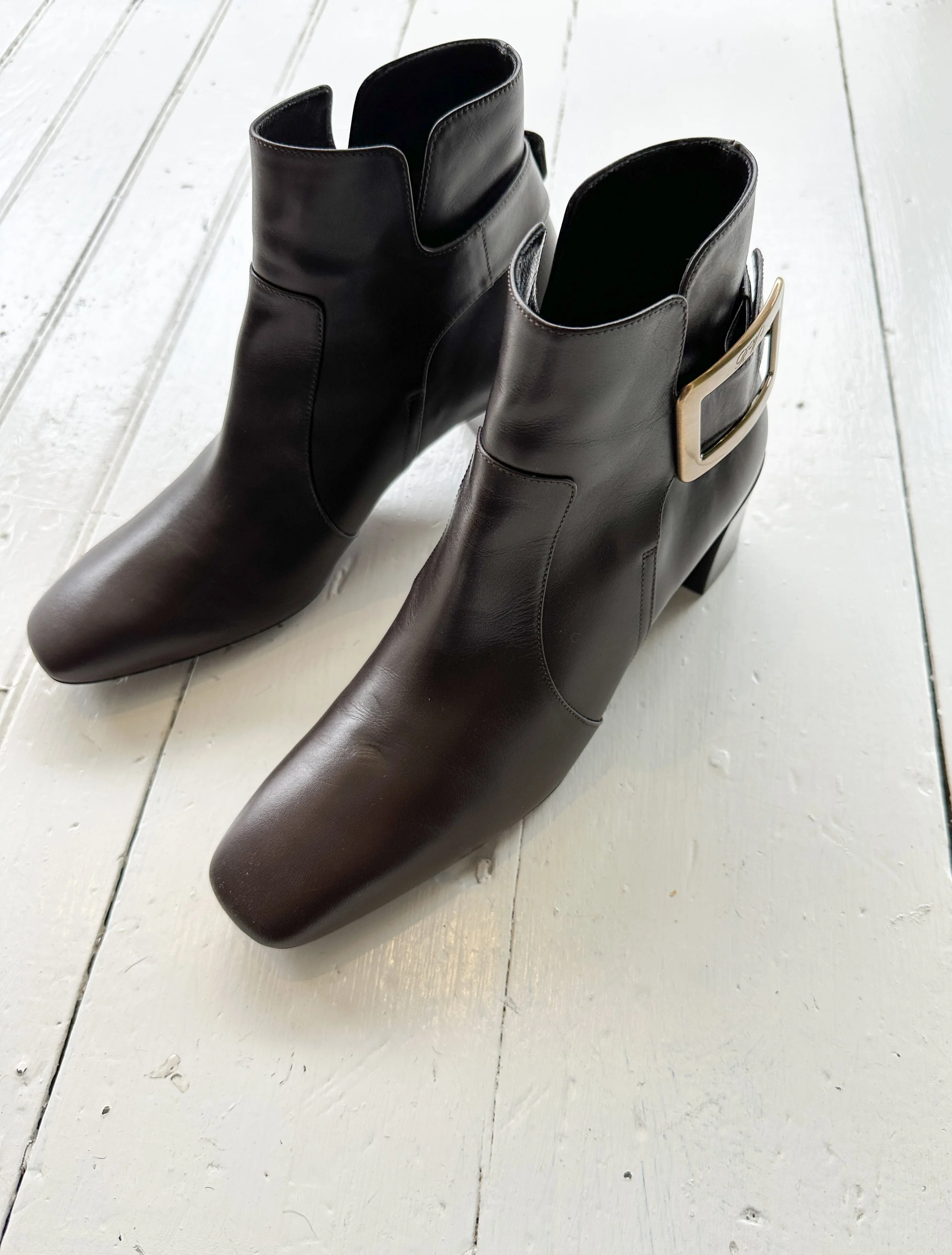 brown boots with gold buckle (1 of 5).jpg
