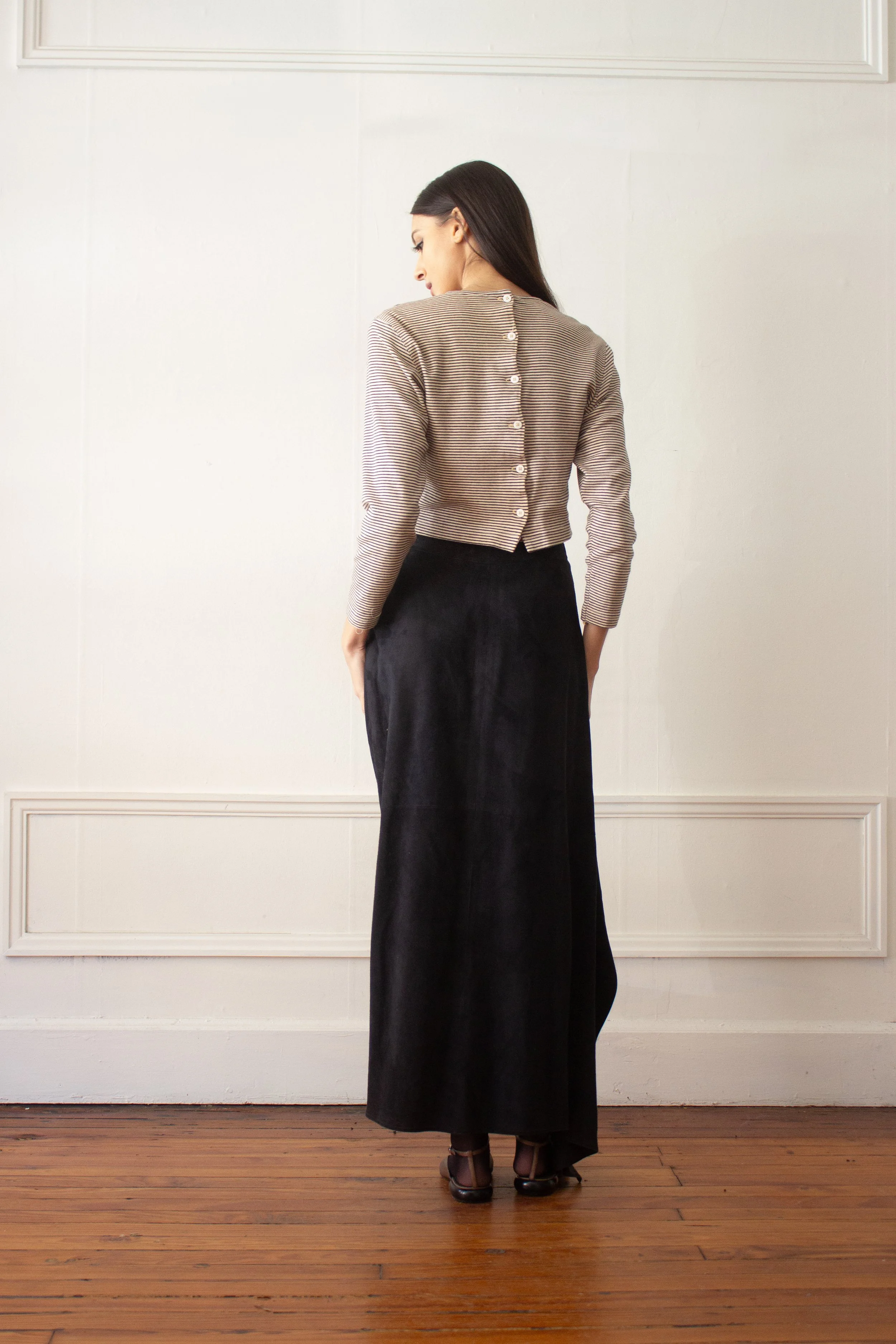 suede donna karan skirt (5 of 5).jpg