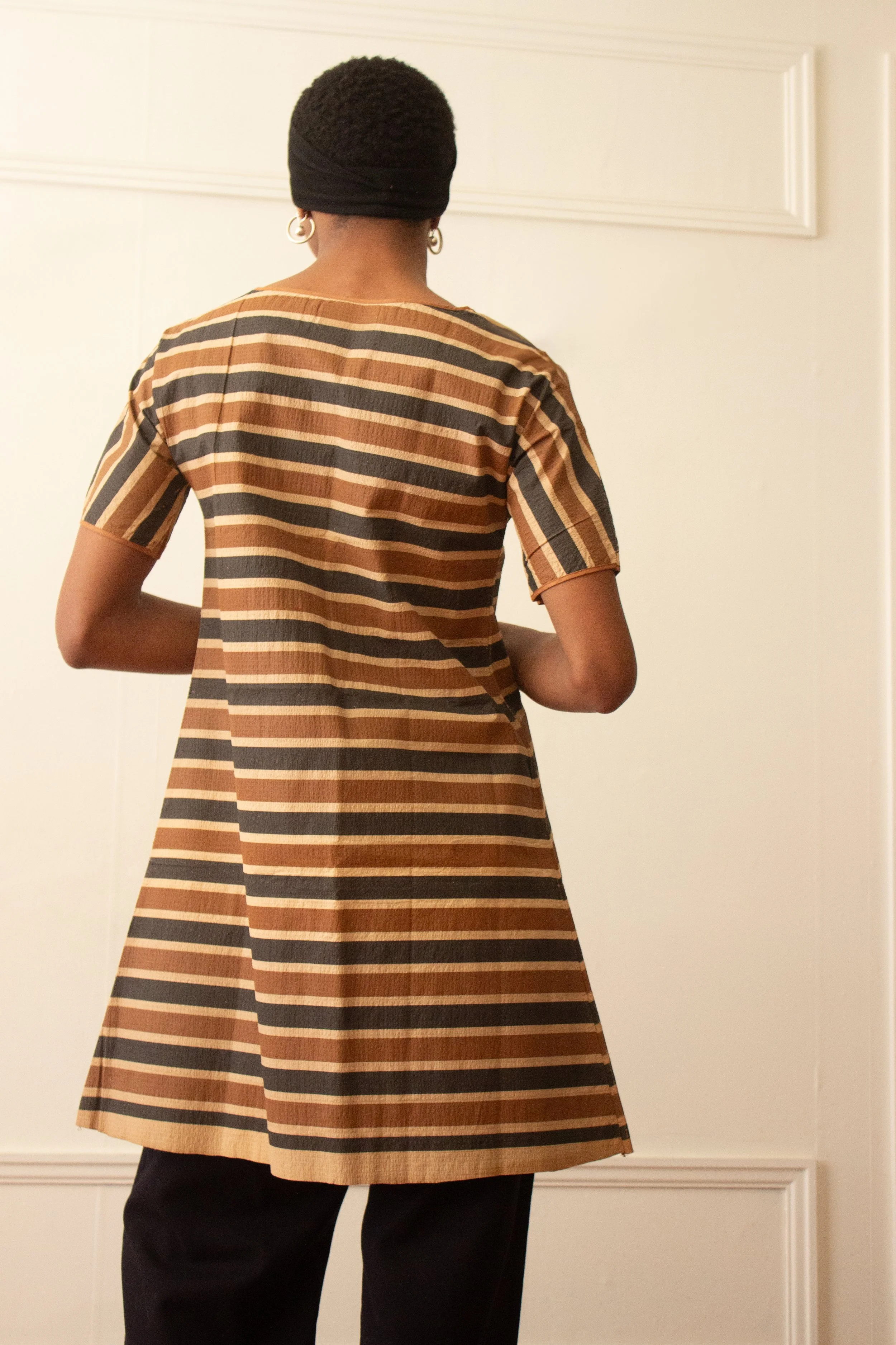 paper dress (3 of 4).jpg