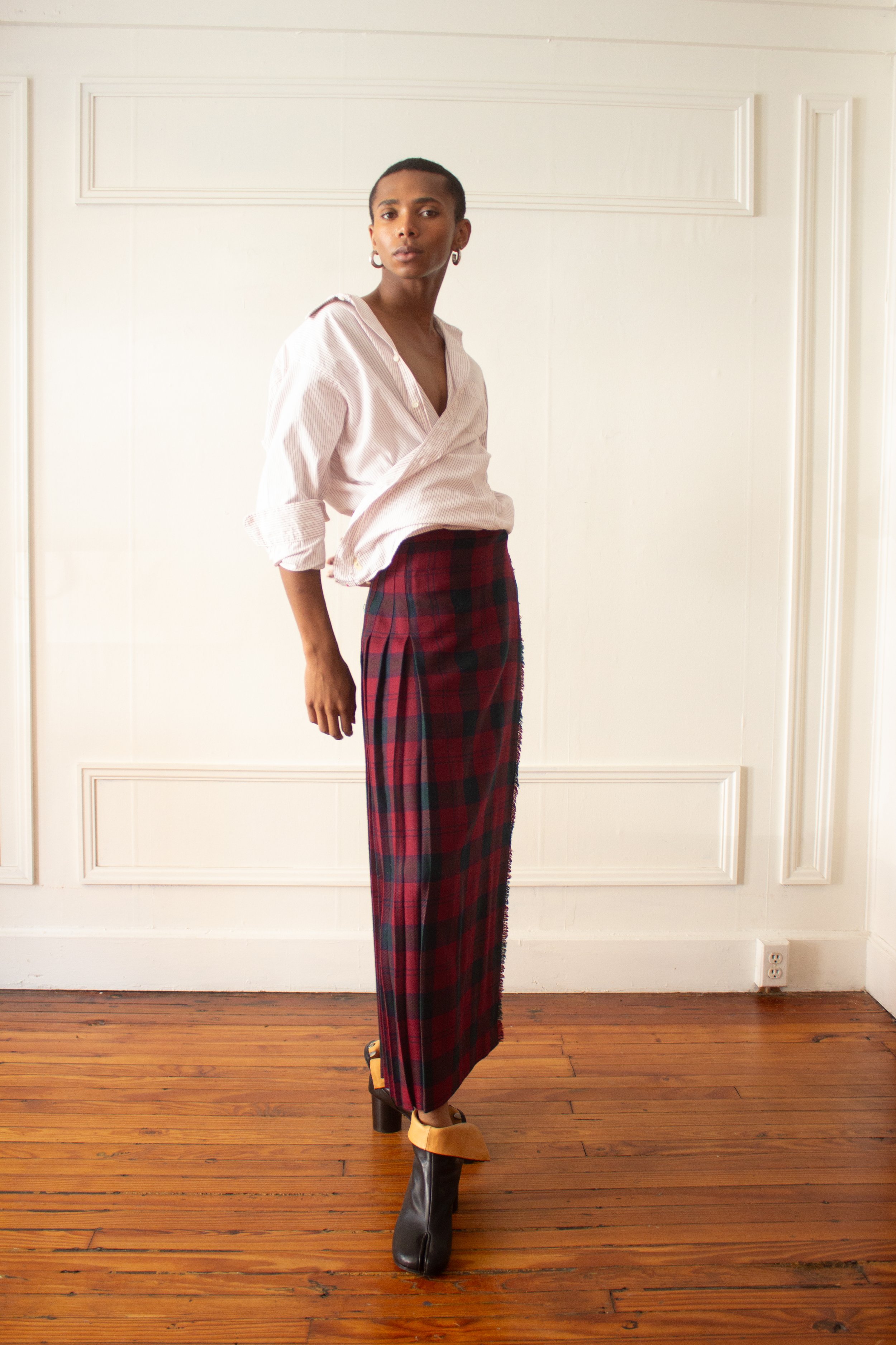 red stripe (3 of 4).jpg