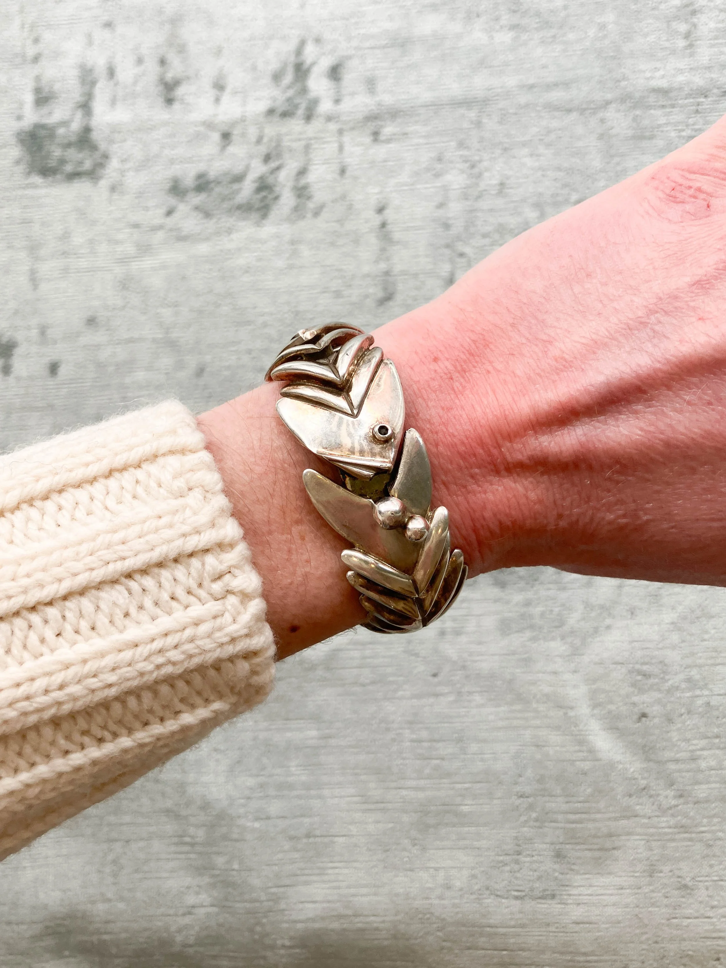 fish bracelet (5 of 6).jpg