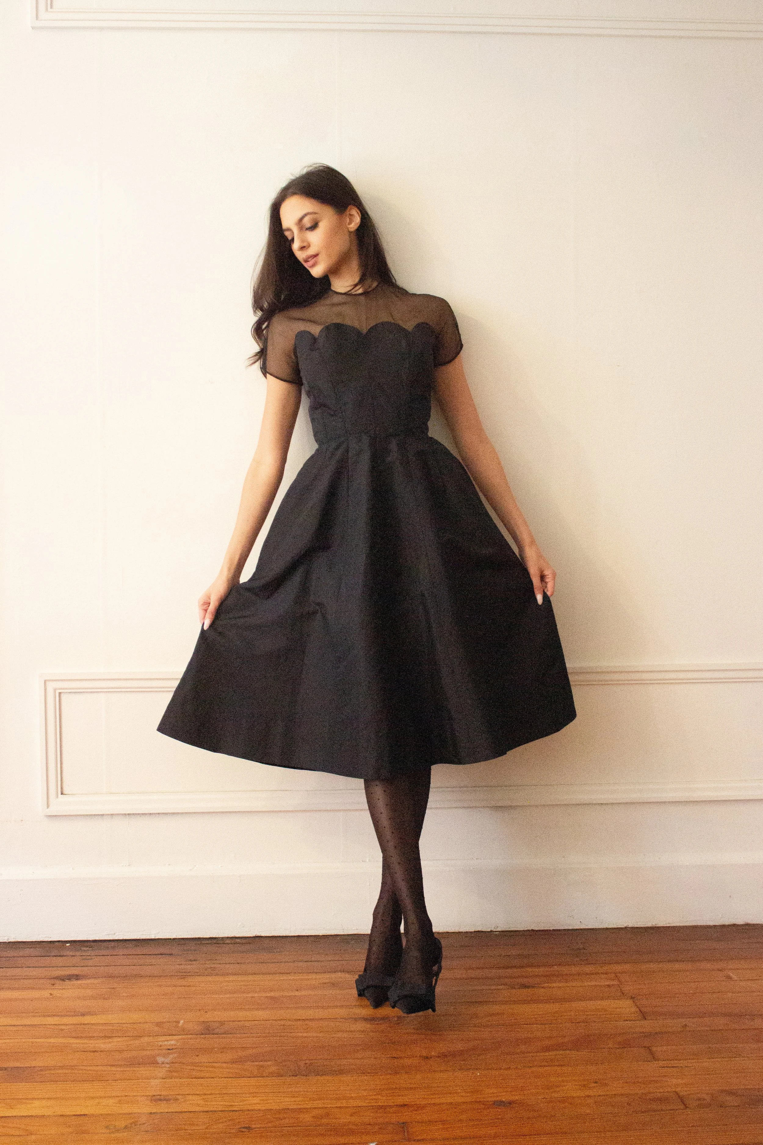 scalloped cocktail dress (3 of 5).jpg
