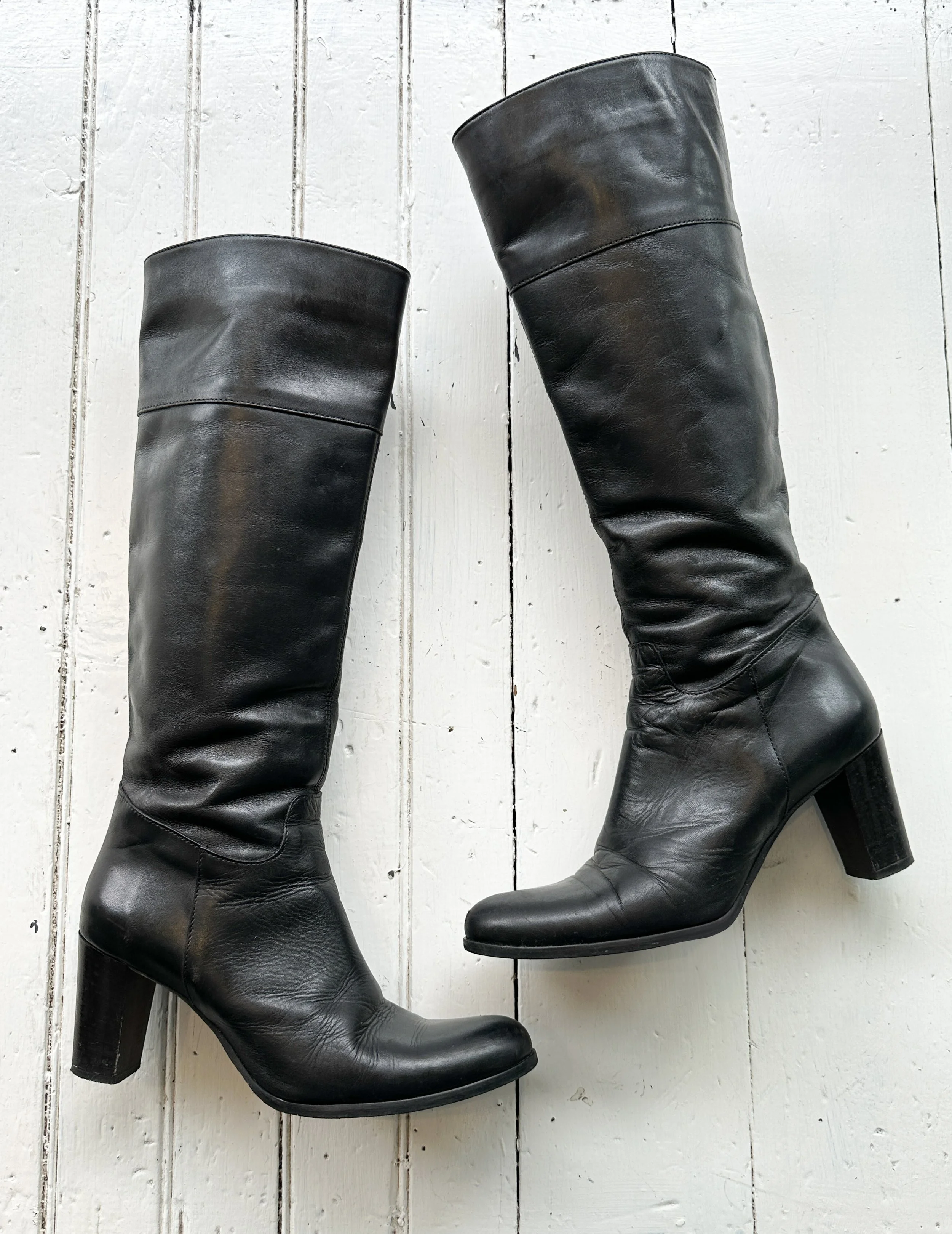 barney's boot (1 of 4).jpg